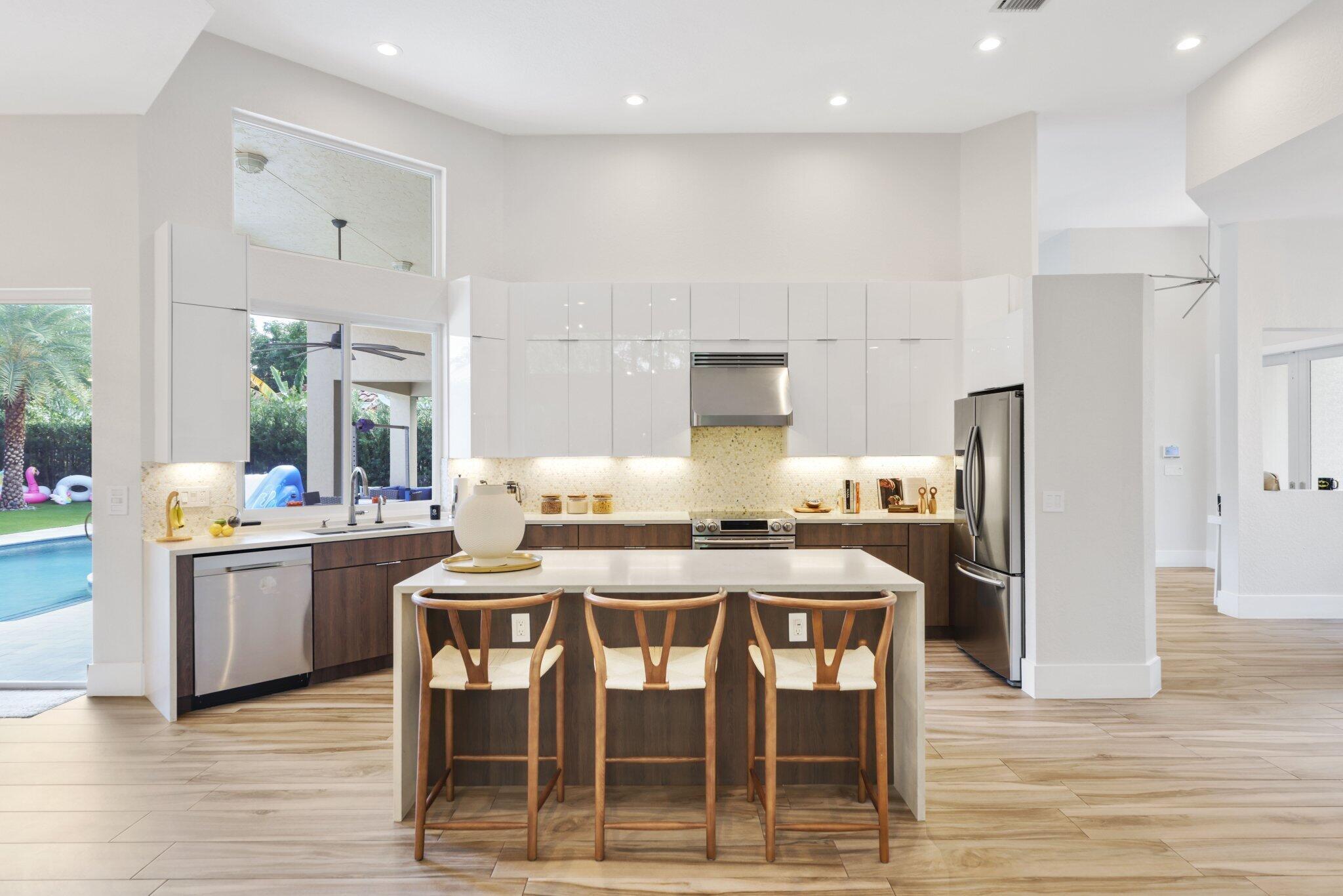 Colonnade - Residential