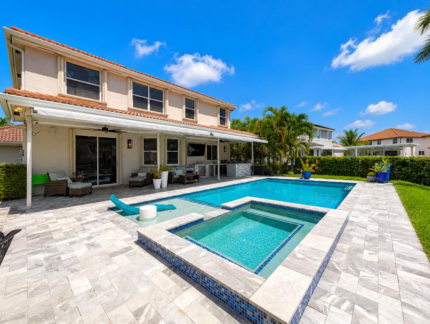 855 SW 174th Terrace
