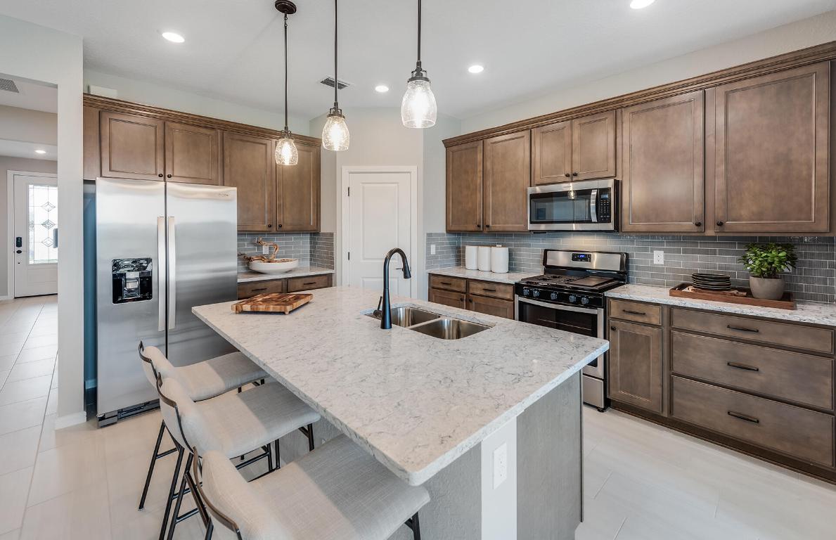 HARBOR ISLE - Residential