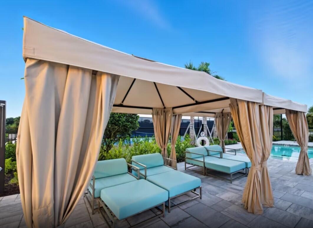 HARBOR ISLE - Residential