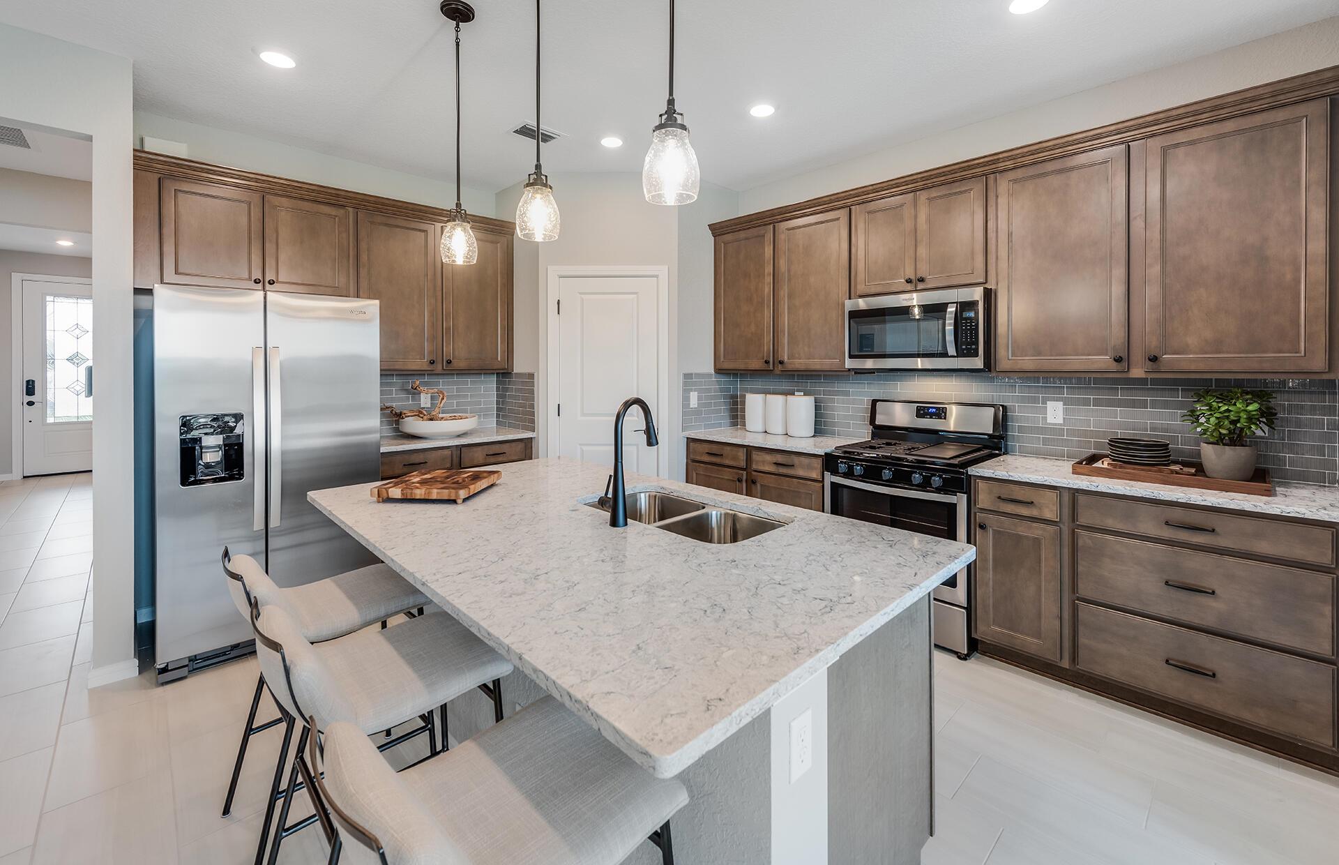 HARBOR ISLE - Residential