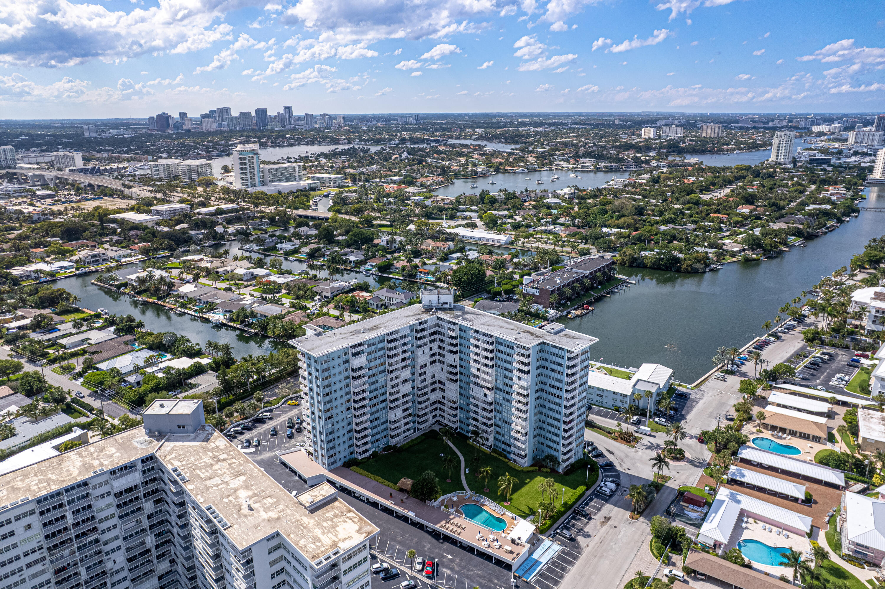 BREAKWATER TOWERS CO-OP - Residential