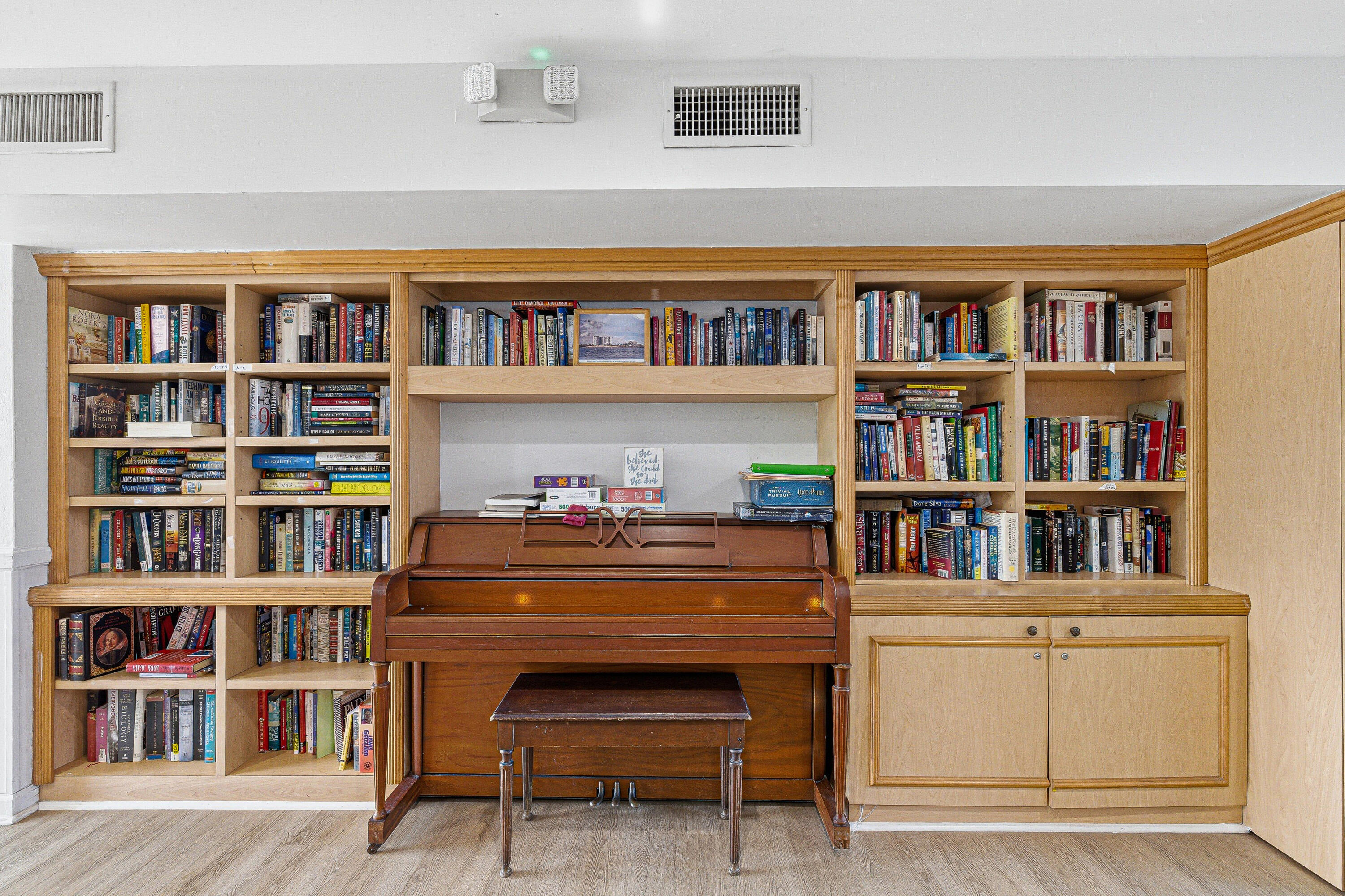 BREAKWATER TOWERS CO-OP - Residential