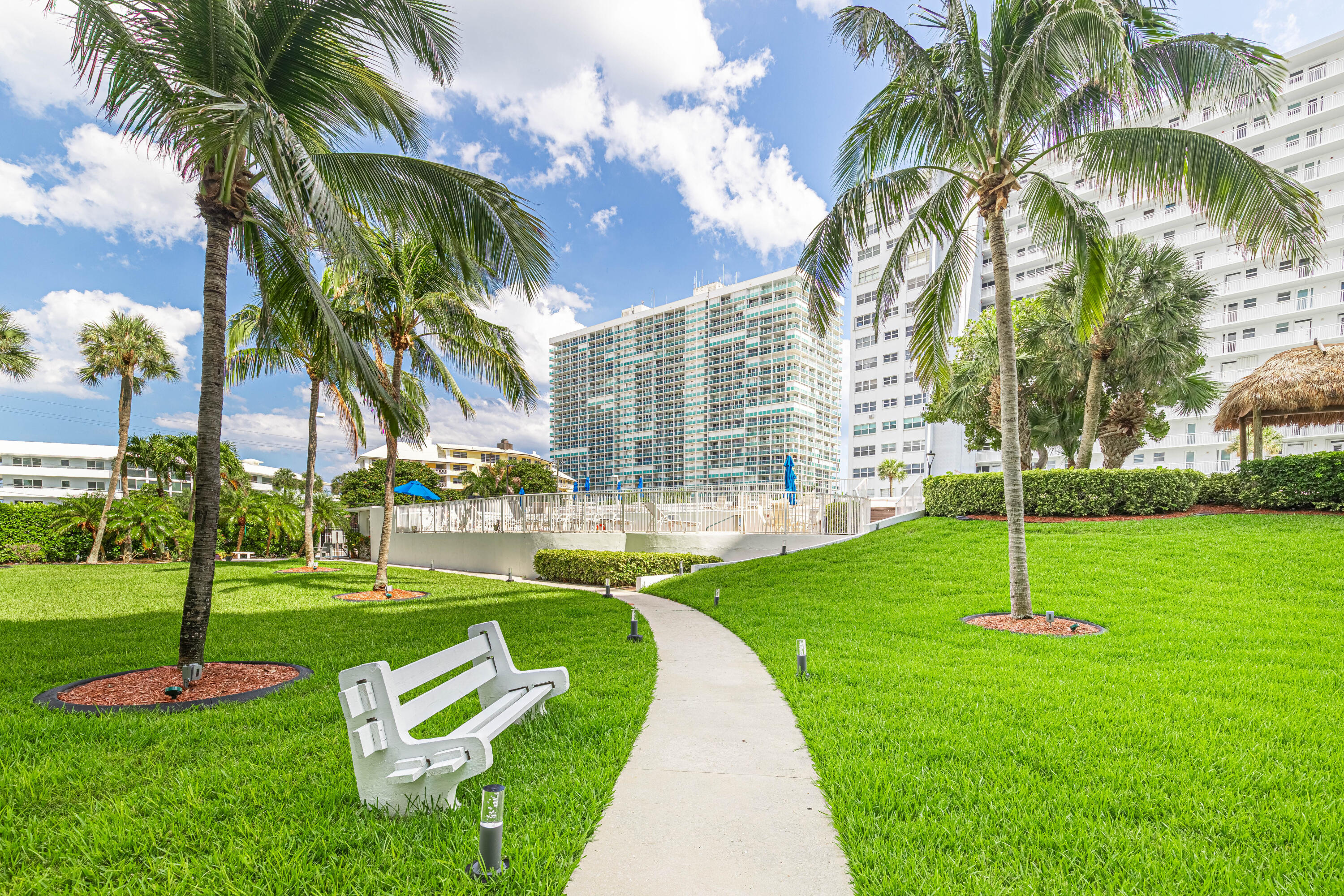 BREAKWATER TOWERS CO-OP - Residential