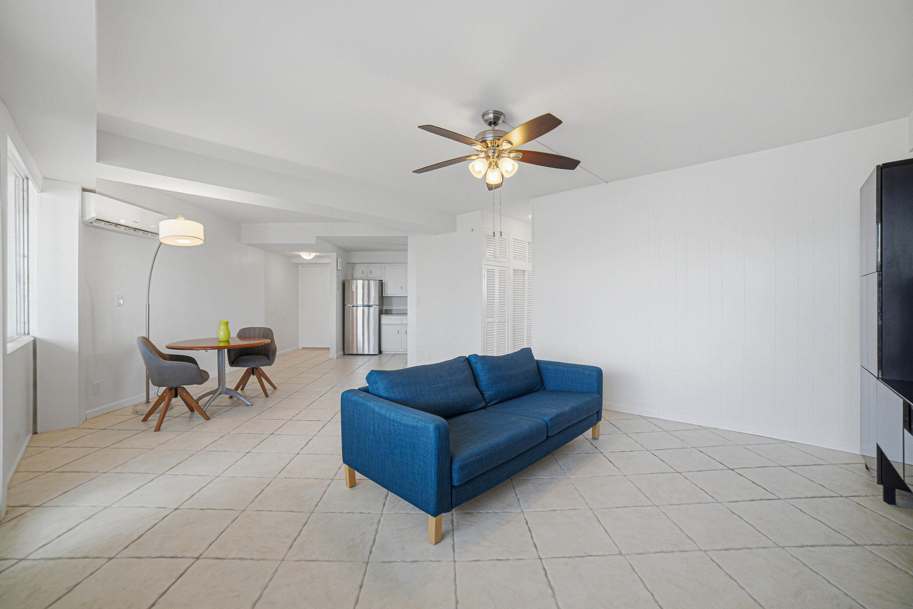 BREAKWATER TOWERS CO-OP - Residential
