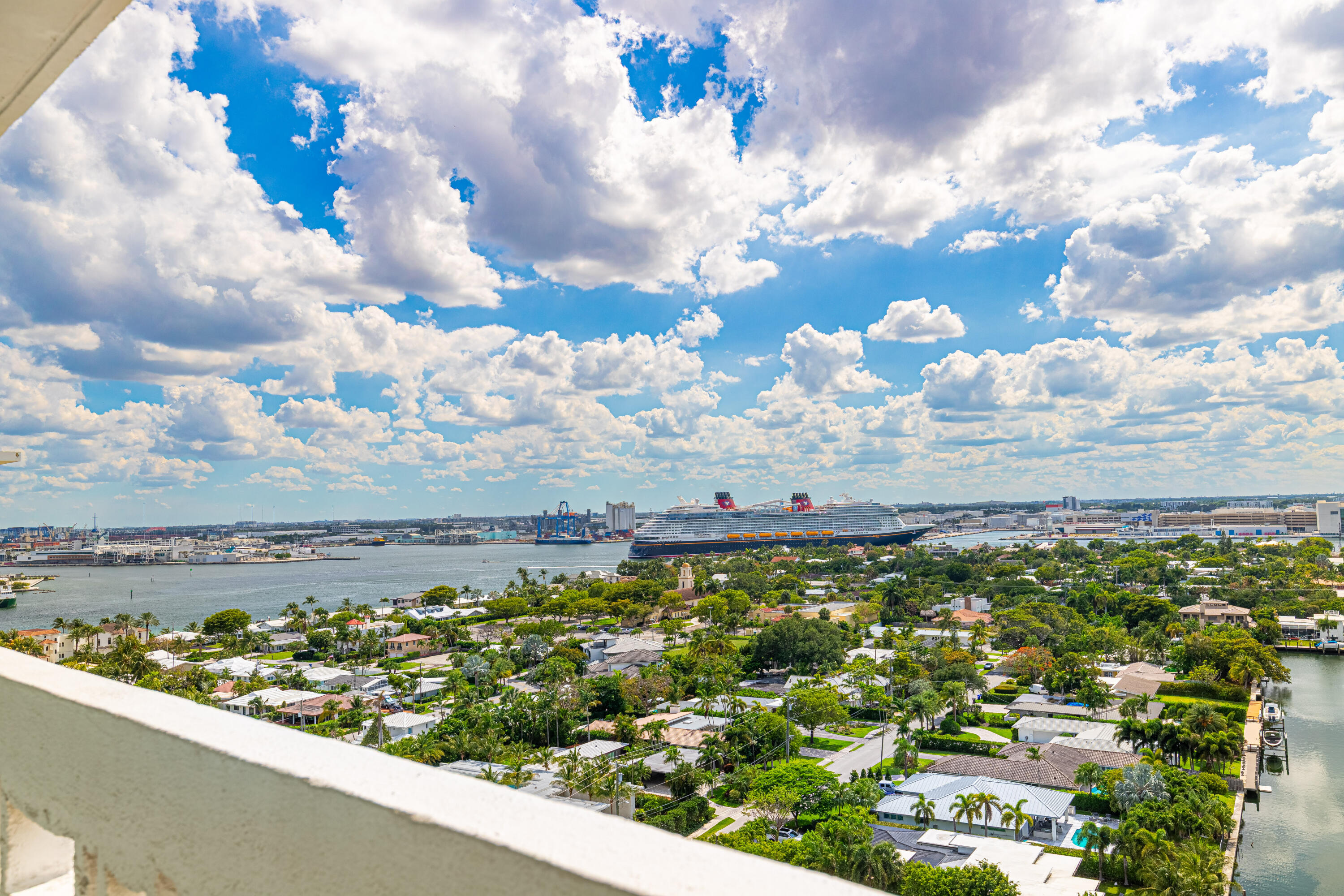 BREAKWATER TOWERS CO-OP - Residential