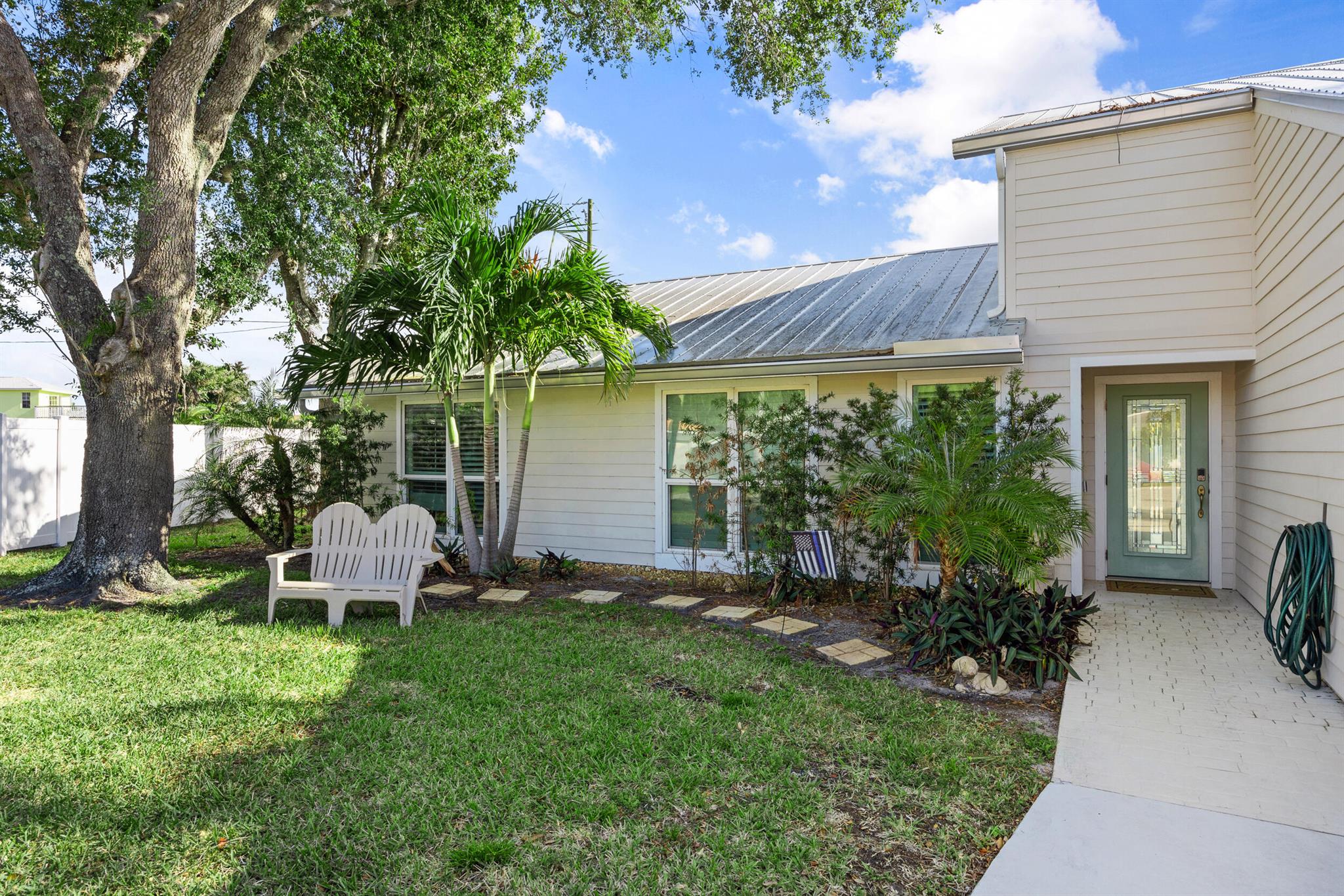 15 Hemlock Lane