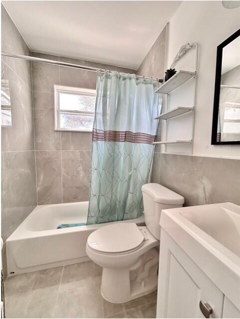 CORAL GARDENS - Residential