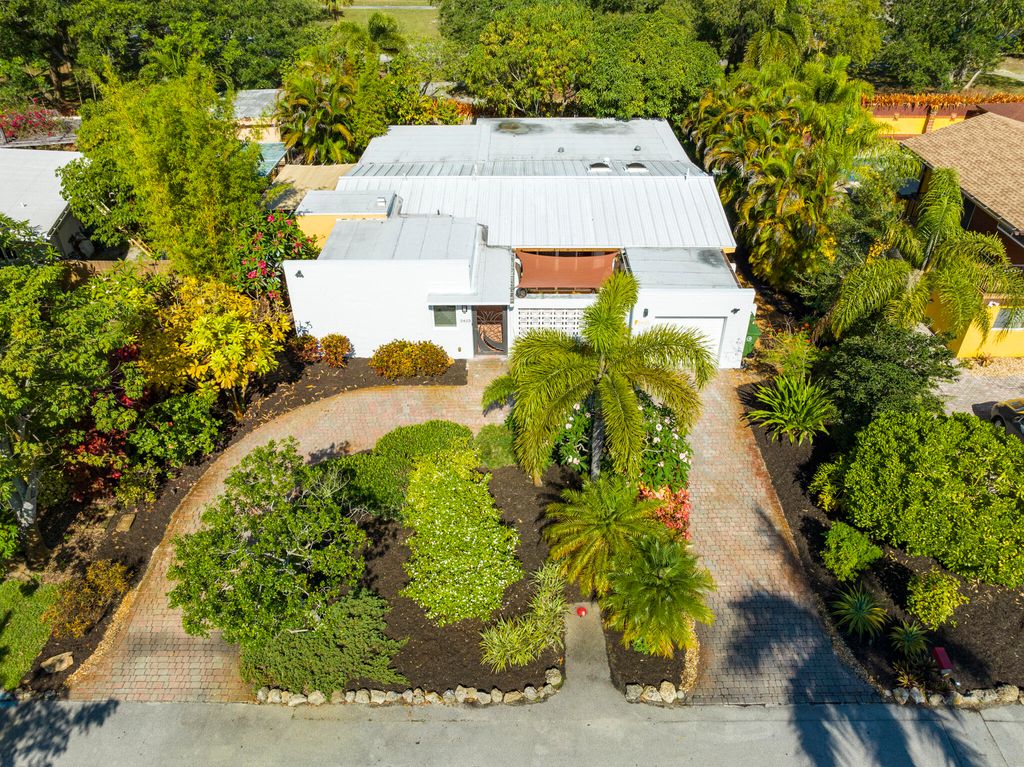 Photo of 2425 Whale Harbor Lane, Fort Lauderdale, FL 33312 (MLS # R10892642)