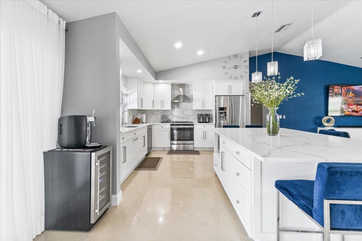 10082 Harbourtown Ct