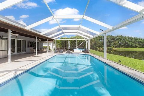 10082 Harbourtown Ct Boca Raton FL 33498