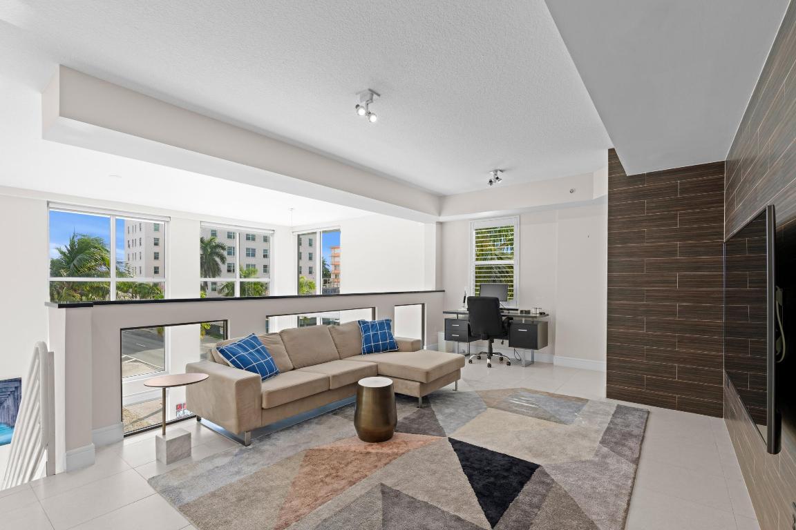 LAKE AVENUE LOFTS CONDO - Residential