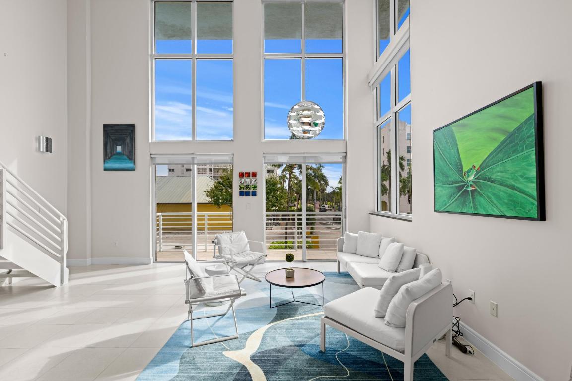 LAKE AVENUE LOFTS CONDO - Residential