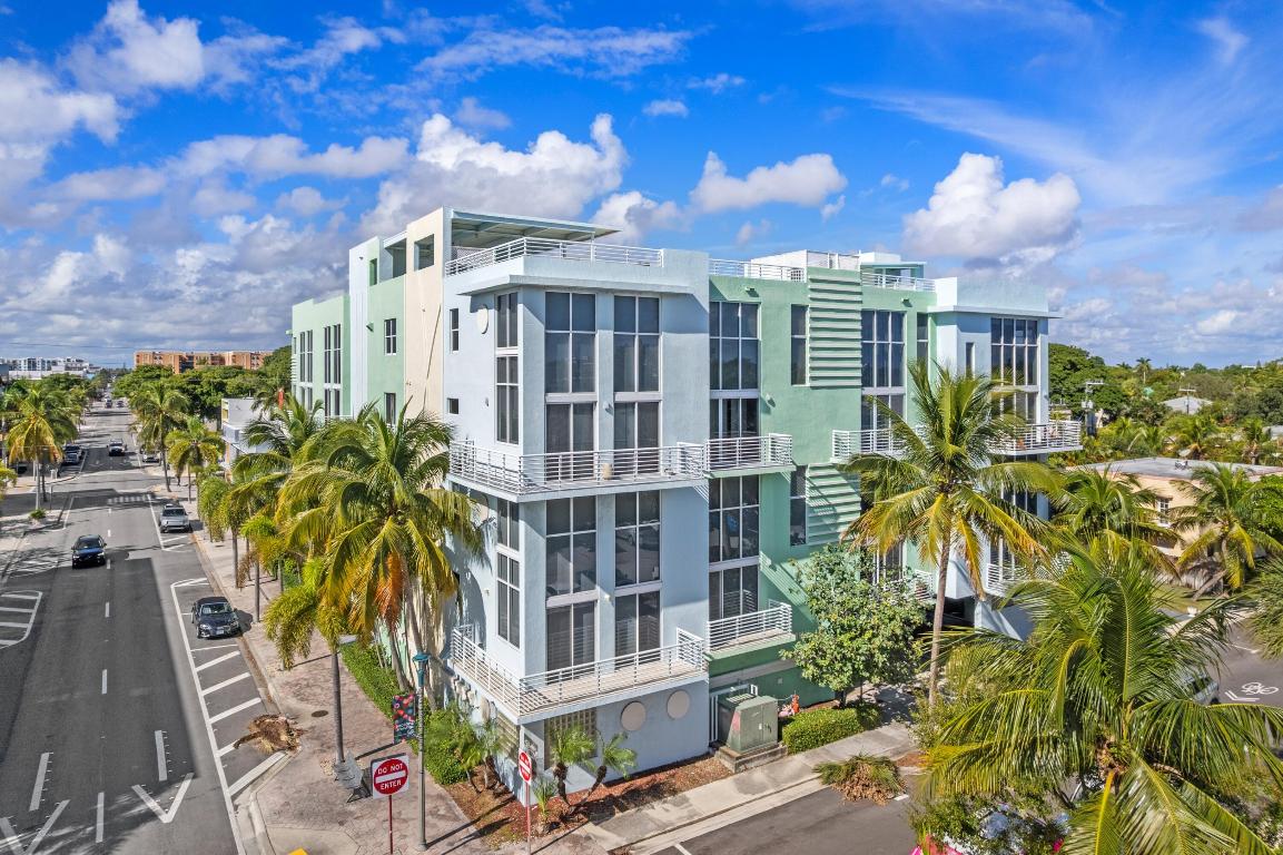 LAKE AVENUE LOFTS CONDO - Residential