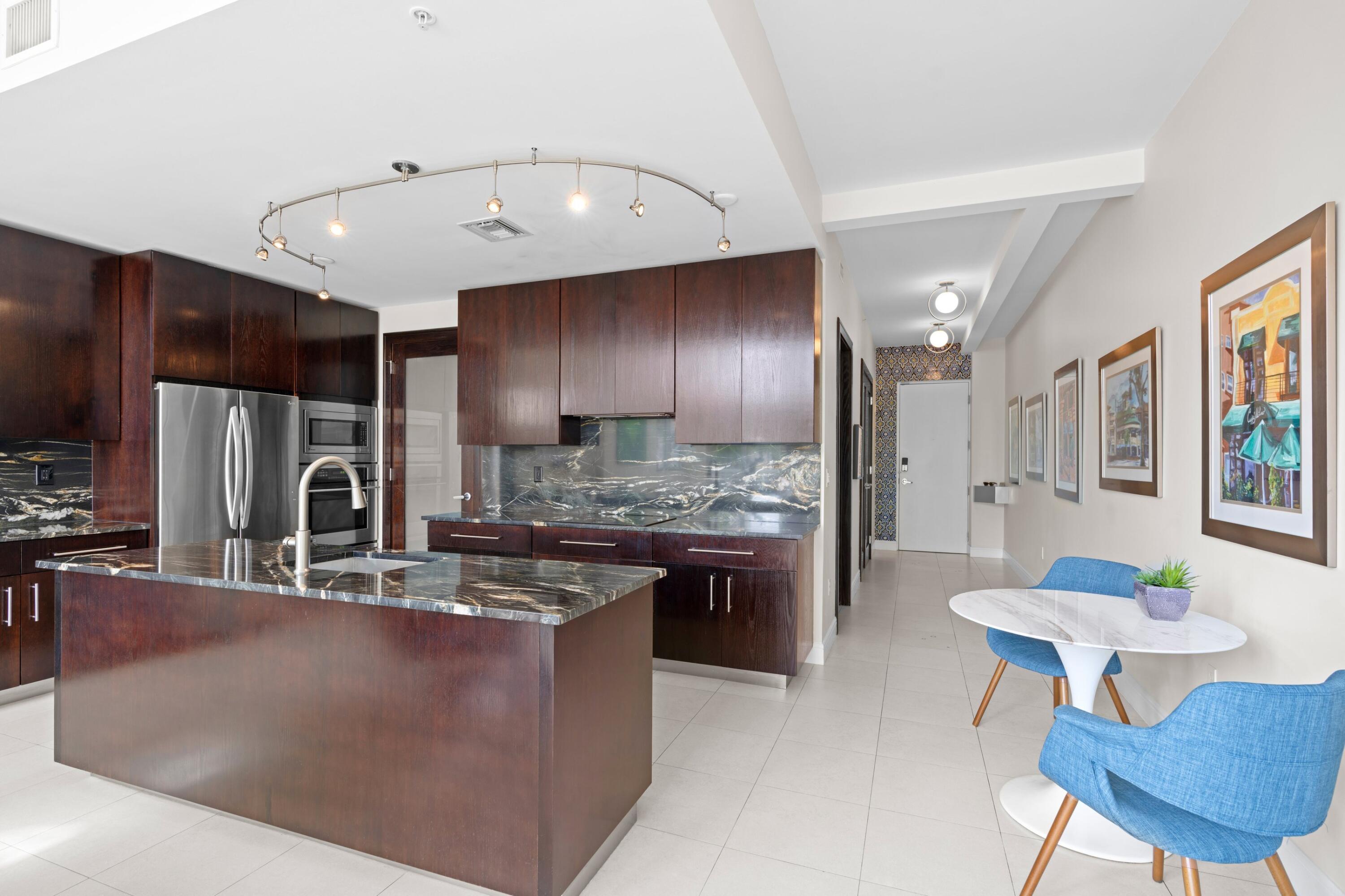 LAKE AVENUE LOFTS CONDO - Residential