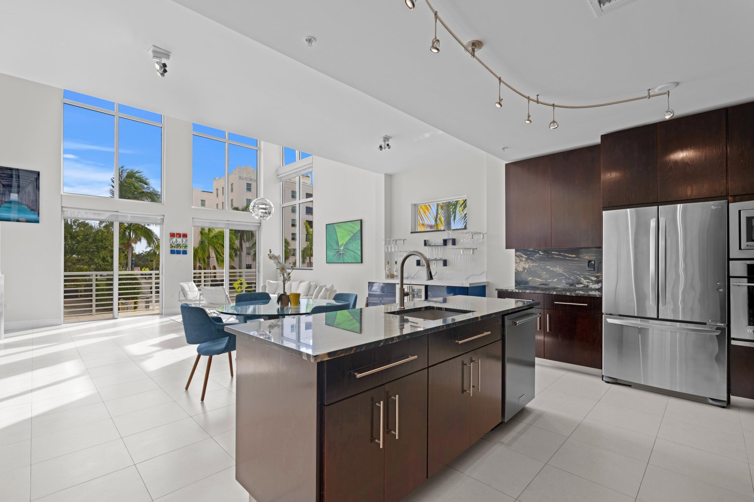 LAKE AVENUE LOFTS CONDO - Residential