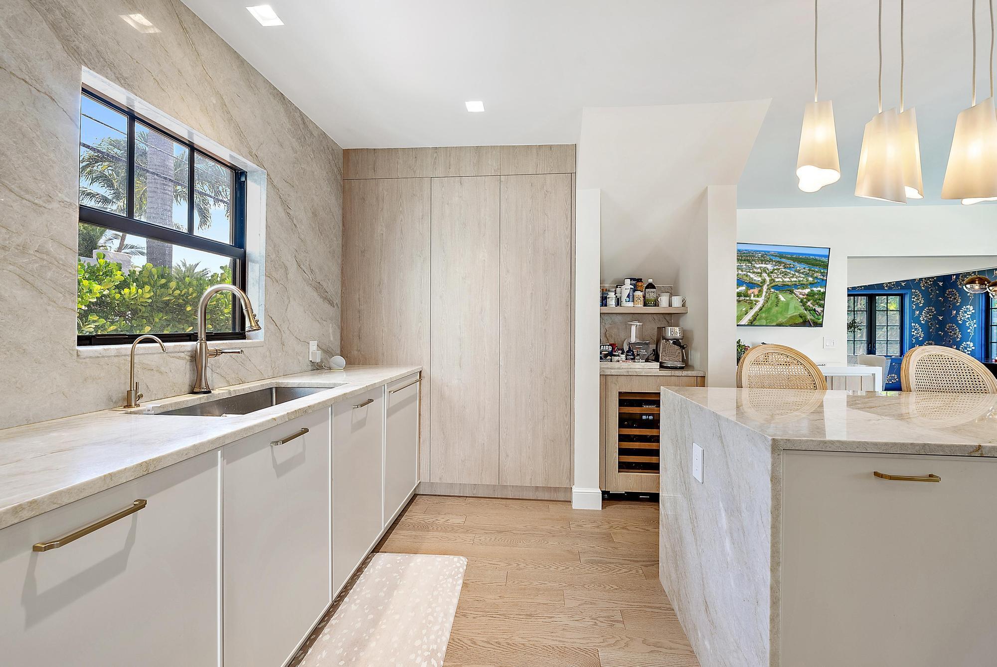 SOUTHLAND PARK - Residential Lease