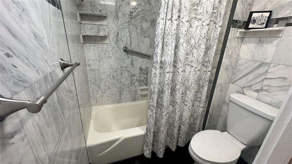 WATERBURY CONDO - Residential Lease