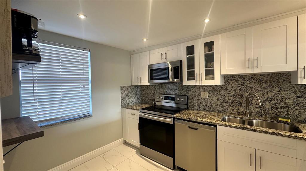 WATERBURY CONDO - Residential Lease