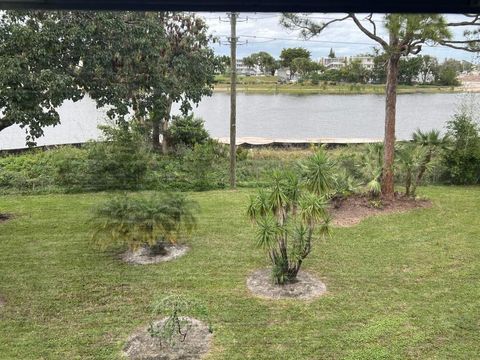 334 Southampton B West Palm Beach FL 33417