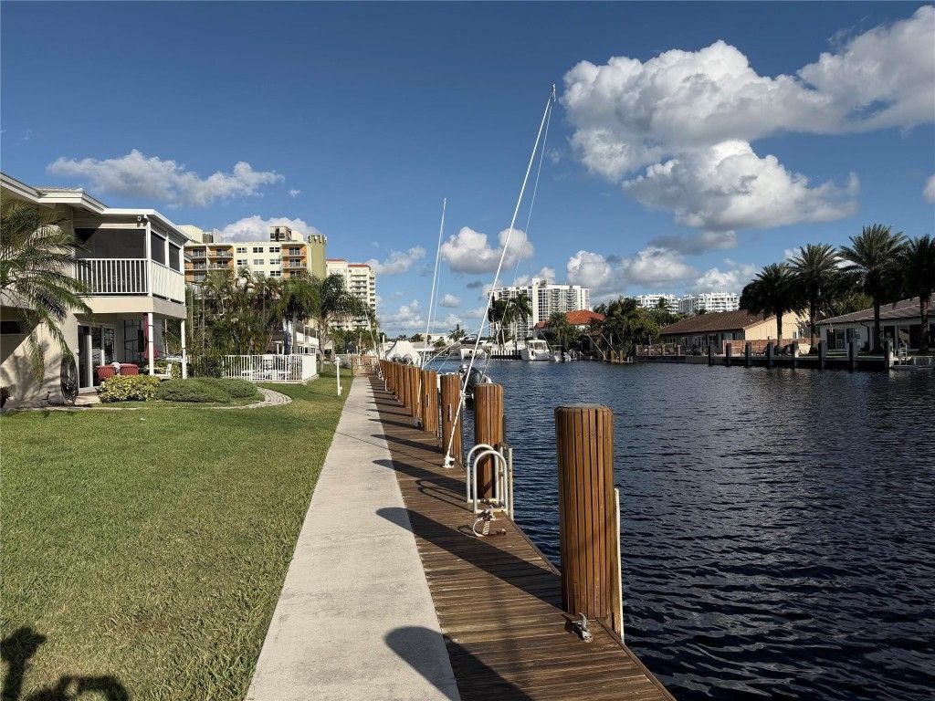 Photo of 2850 NE 30th Street #1, Fort Lauderdale, FL 33306 (MLS # F10538427)