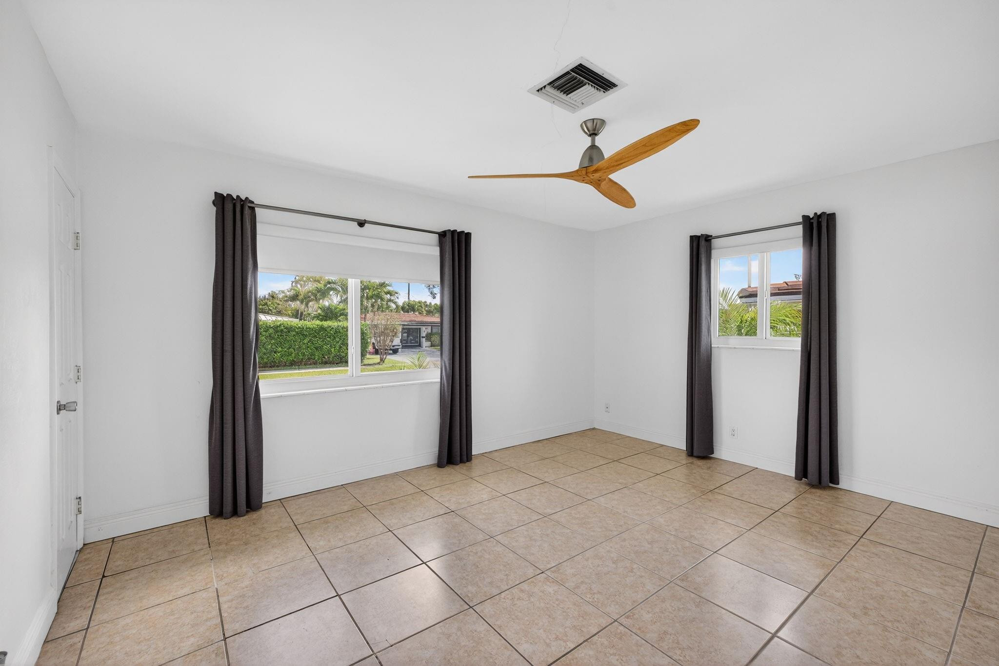 NORTH ANDREWS GARDENS 2ND - Residential