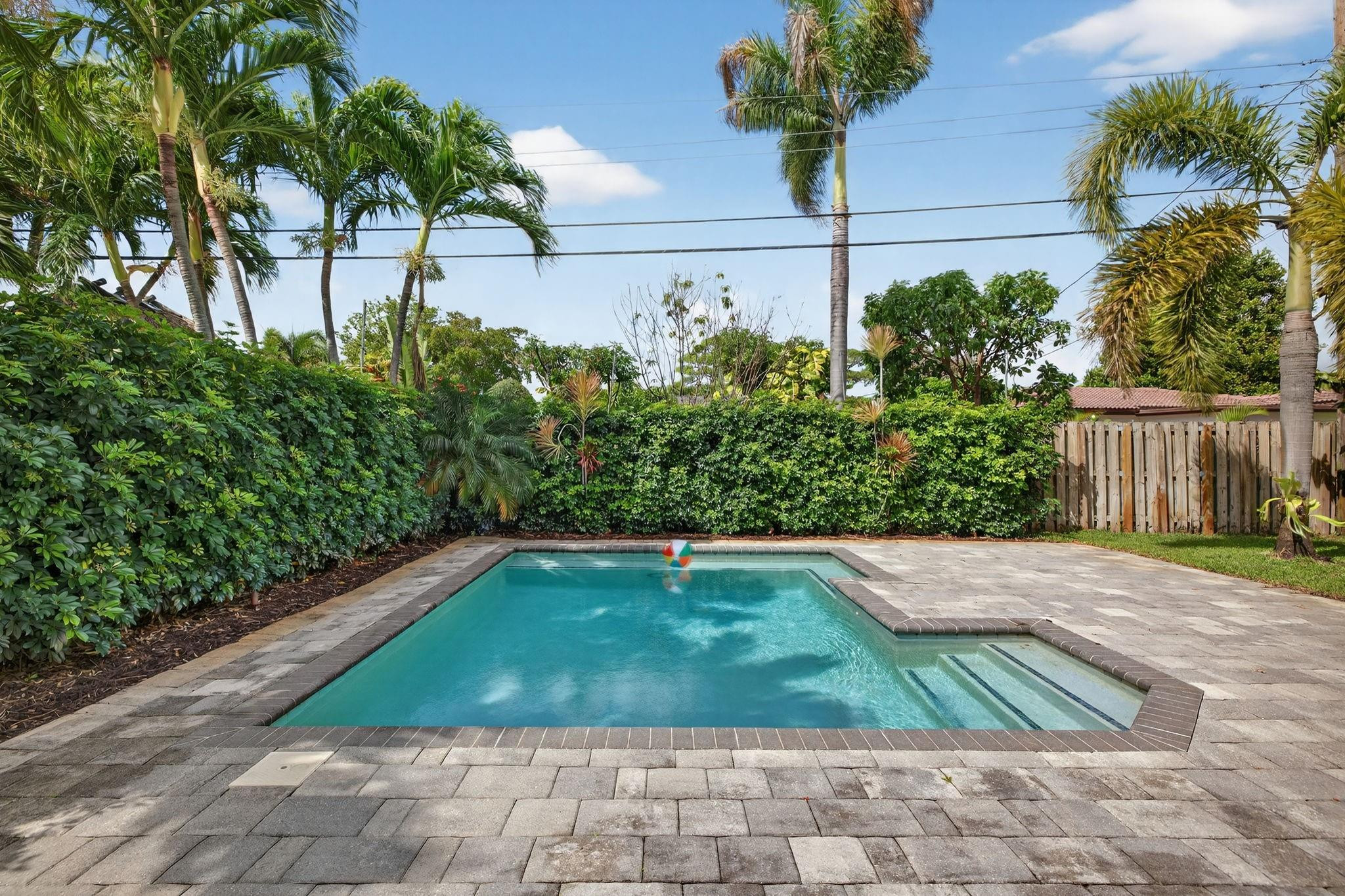 NORTH ANDREWS GARDENS 2ND - Residential