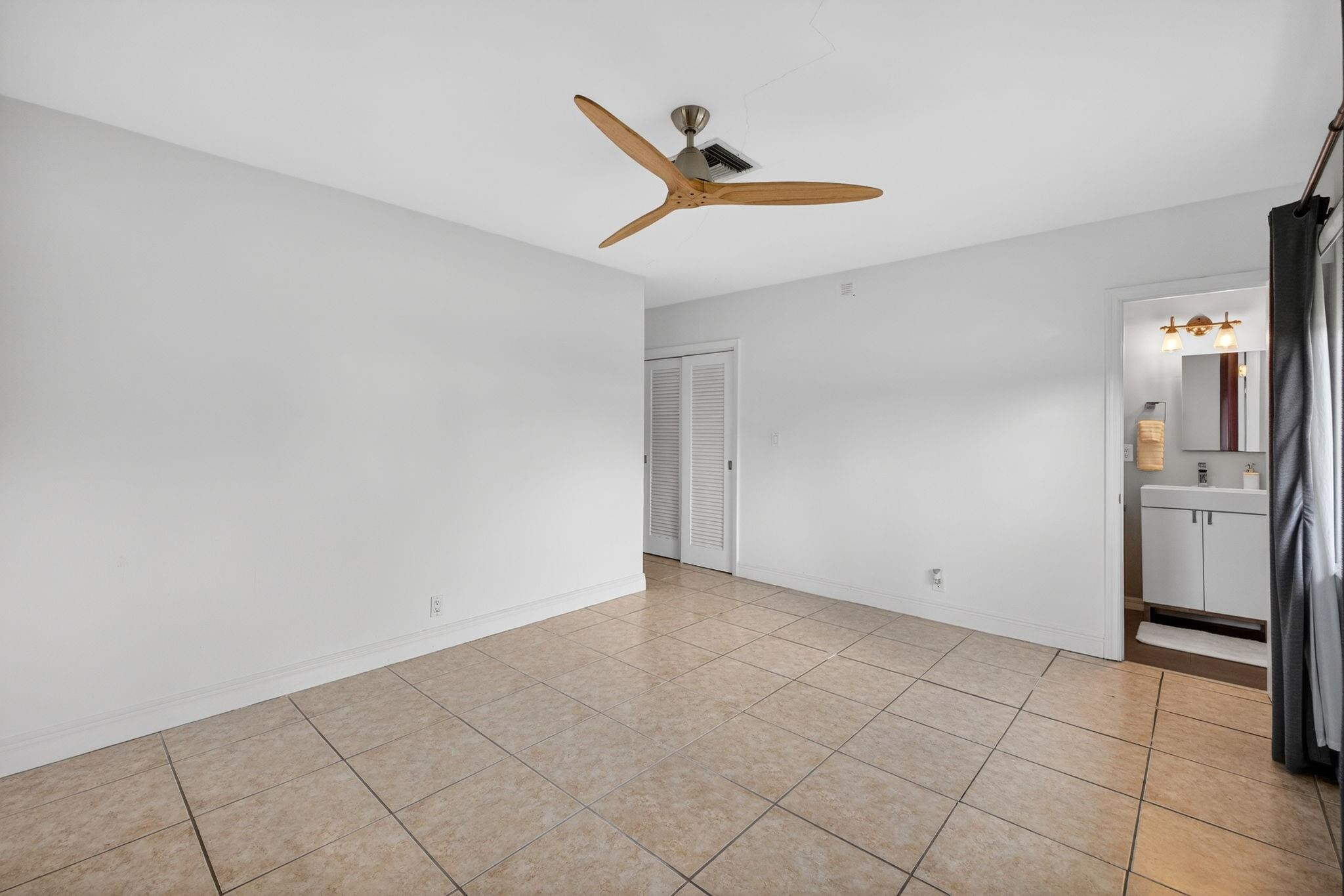 NORTH ANDREWS GARDENS 2ND - Residential