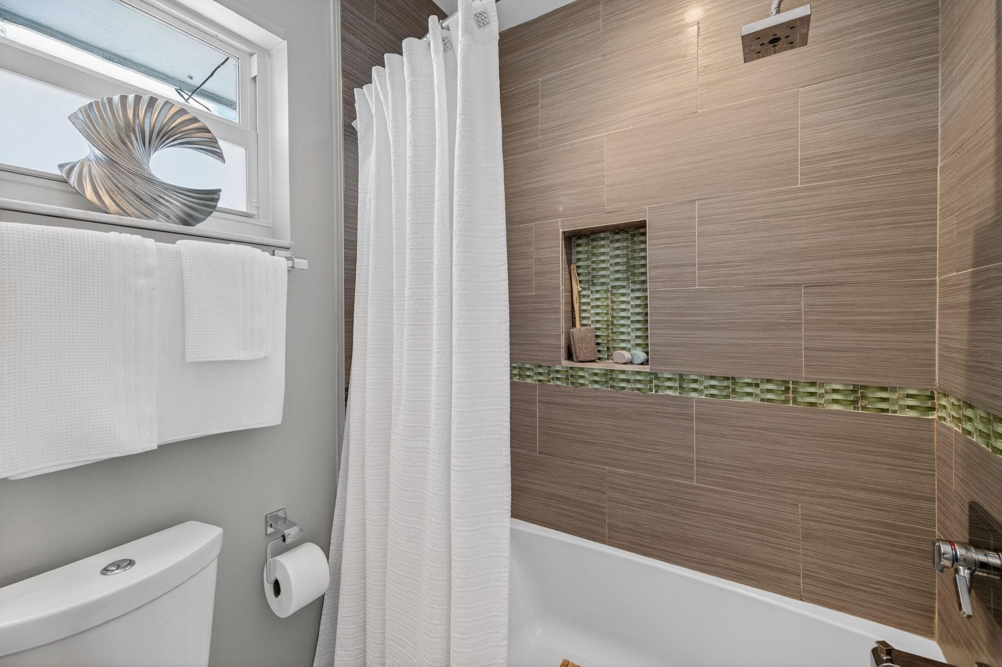 NORTH ANDREWS GARDENS 2ND - Residential