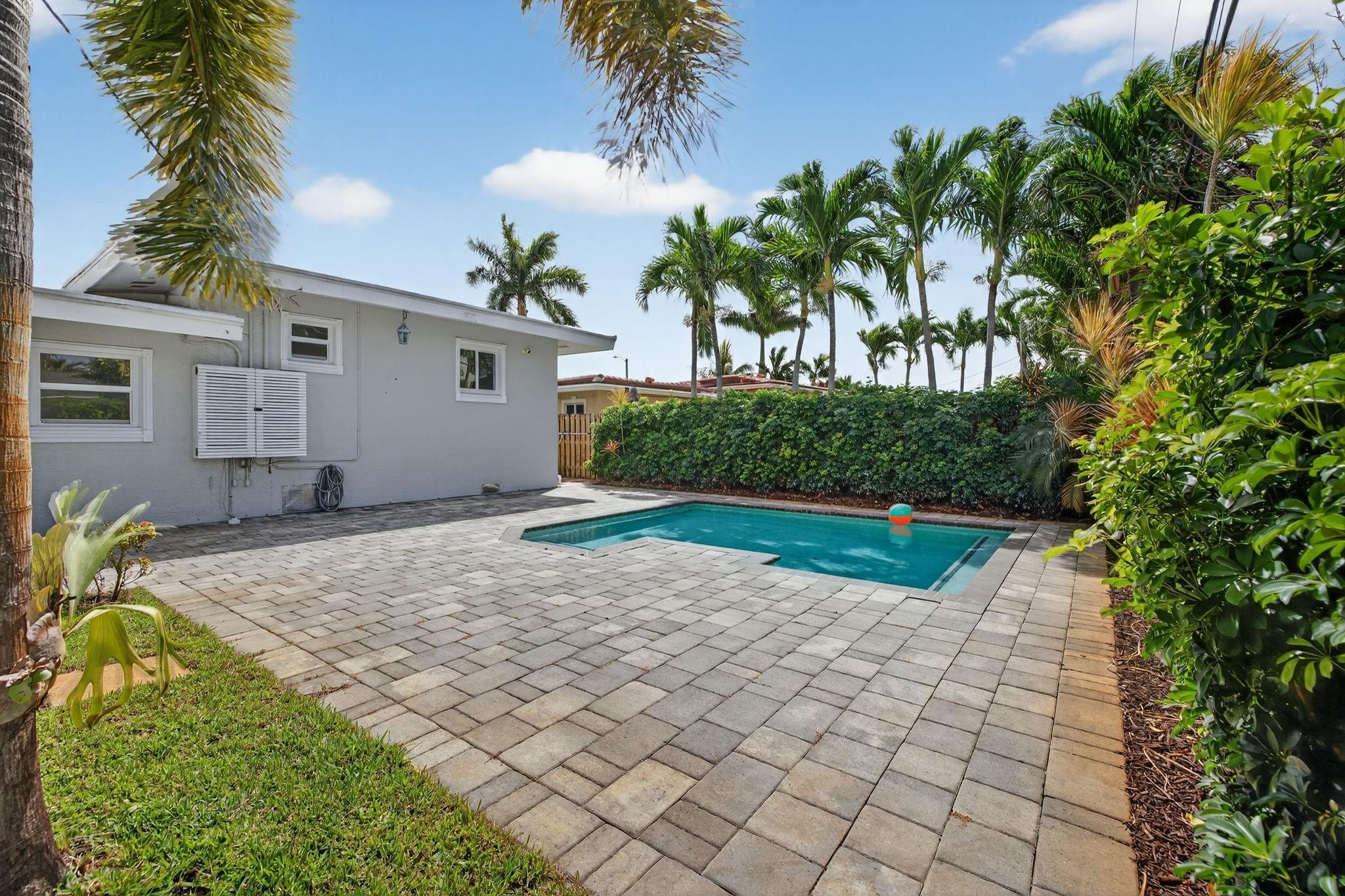 NORTH ANDREWS GARDENS 2ND - Residential