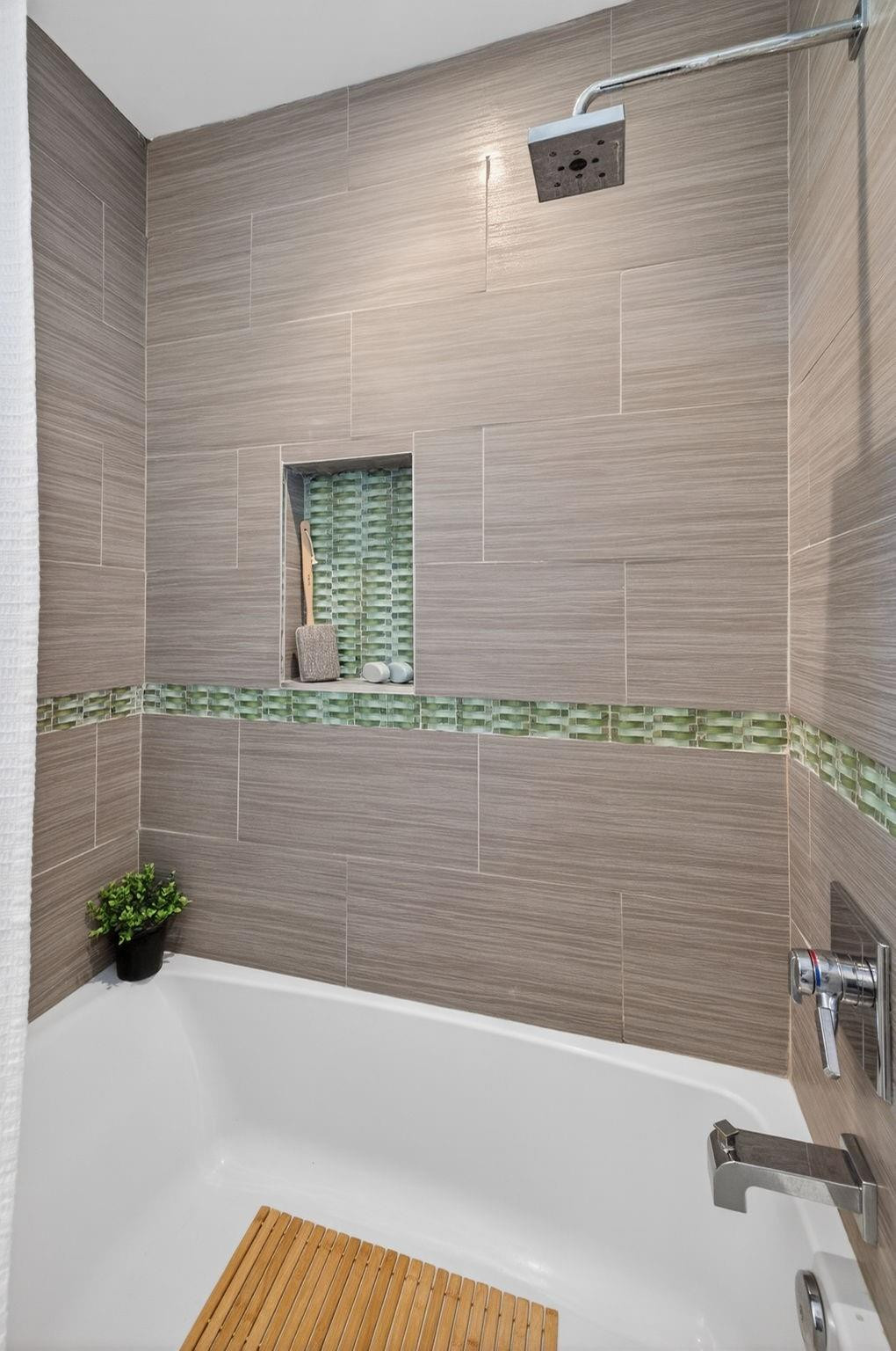 NORTH ANDREWS GARDENS 2ND - Residential