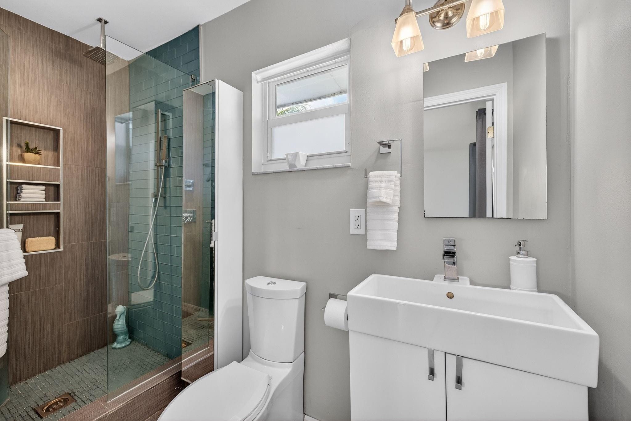 NORTH ANDREWS GARDENS 2ND - Residential