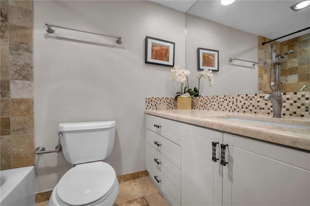 Winston Towers 300 Condo - Residential Lease