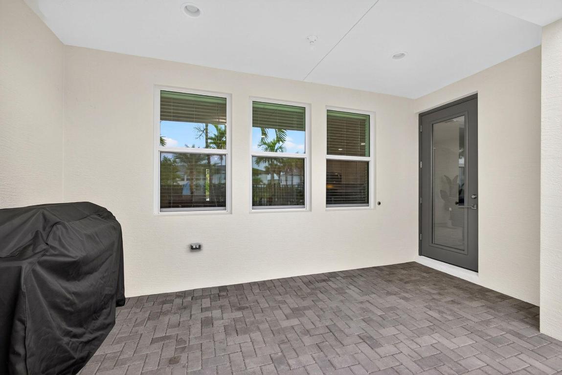 CROSSINGS OF WESTLAKE - Residential