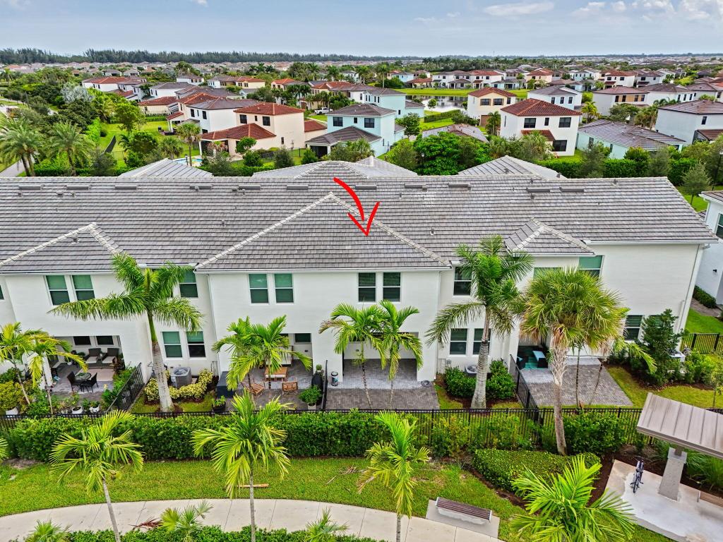 CROSSINGS OF WESTLAKE - Residential