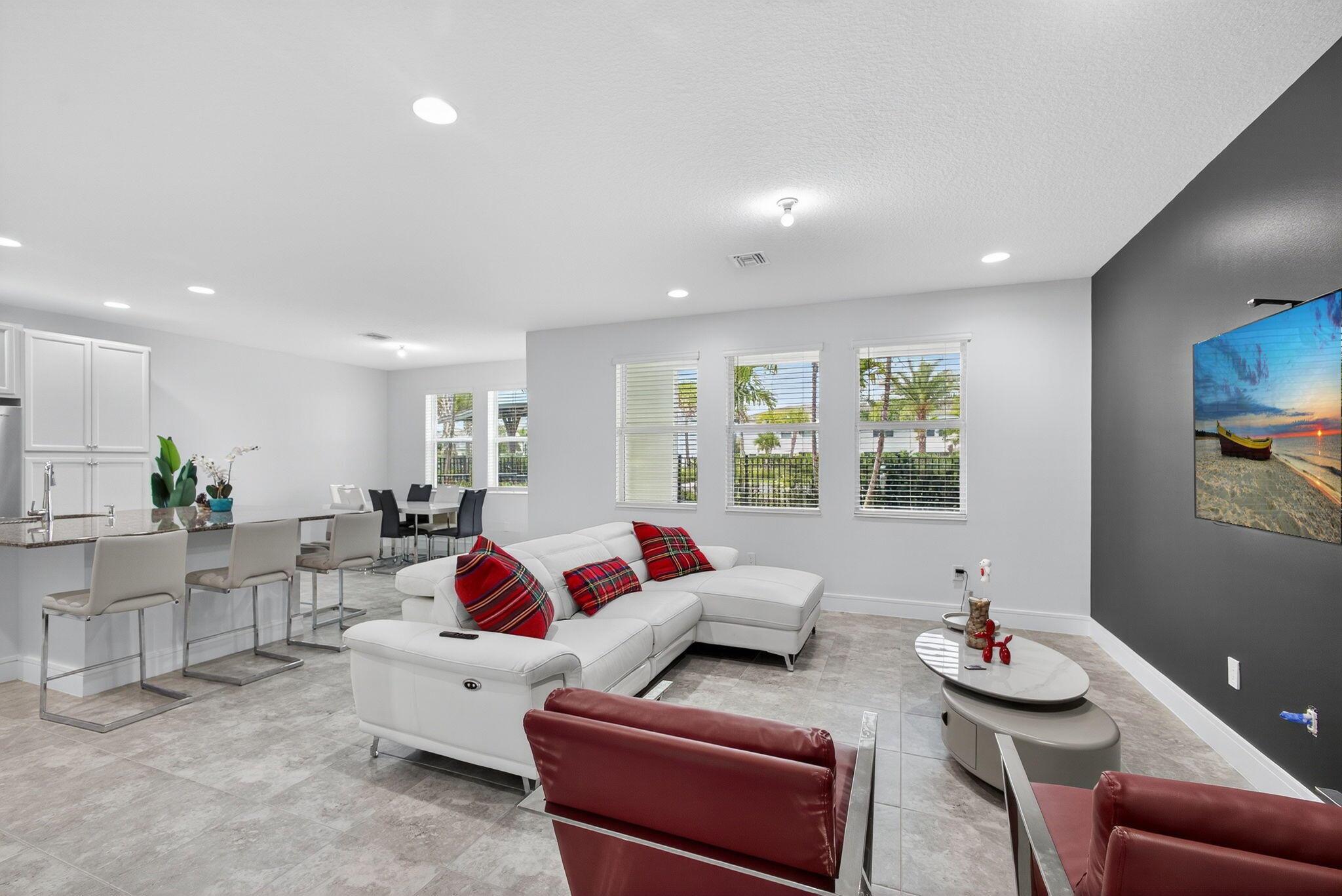CROSSINGS OF WESTLAKE - Residential