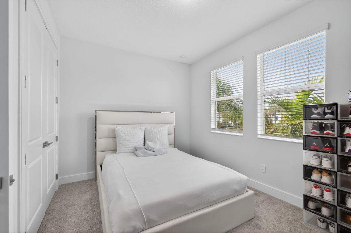 CROSSINGS OF WESTLAKE - Residential