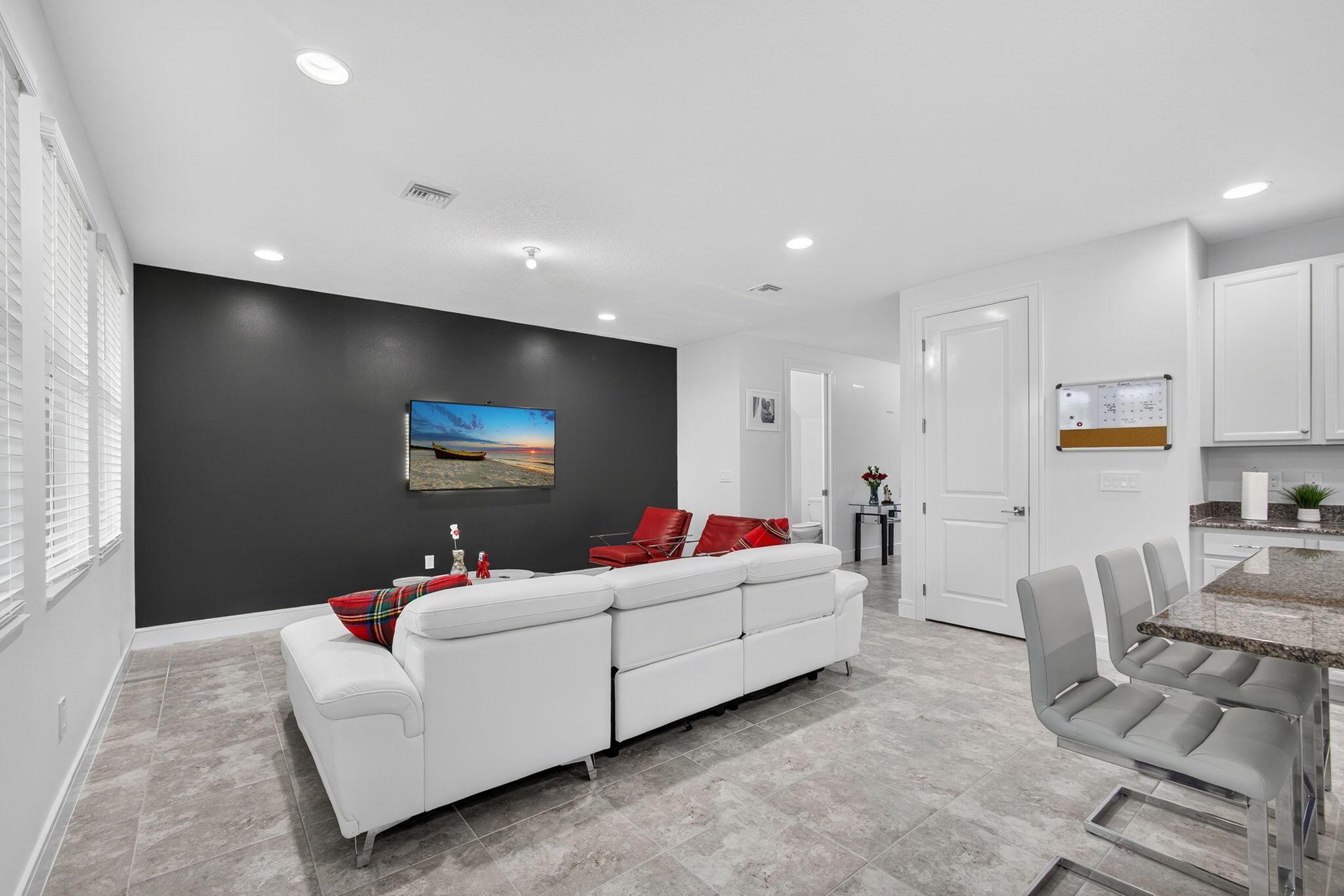 CROSSINGS OF WESTLAKE - Residential