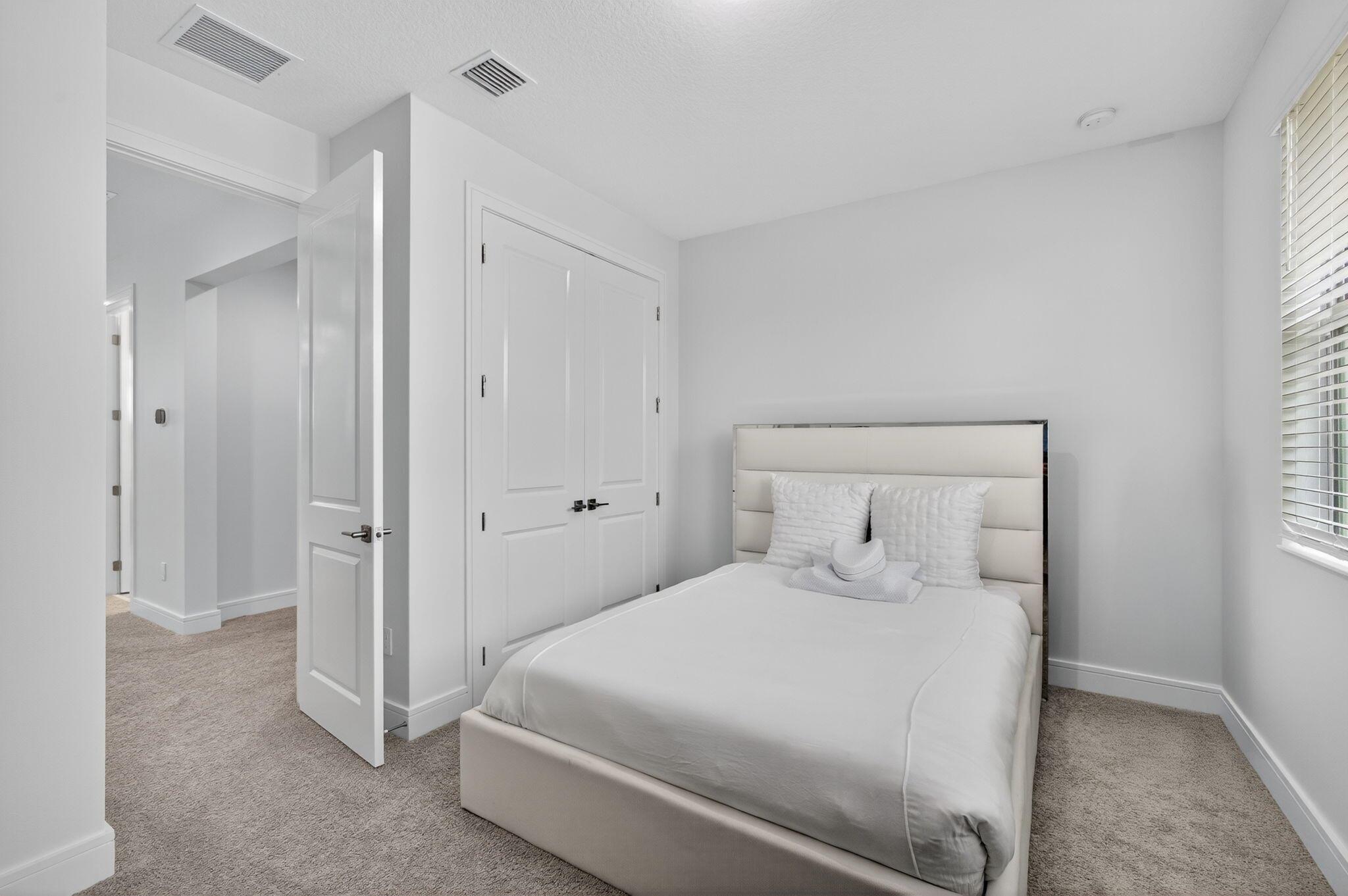 CROSSINGS OF WESTLAKE - Residential