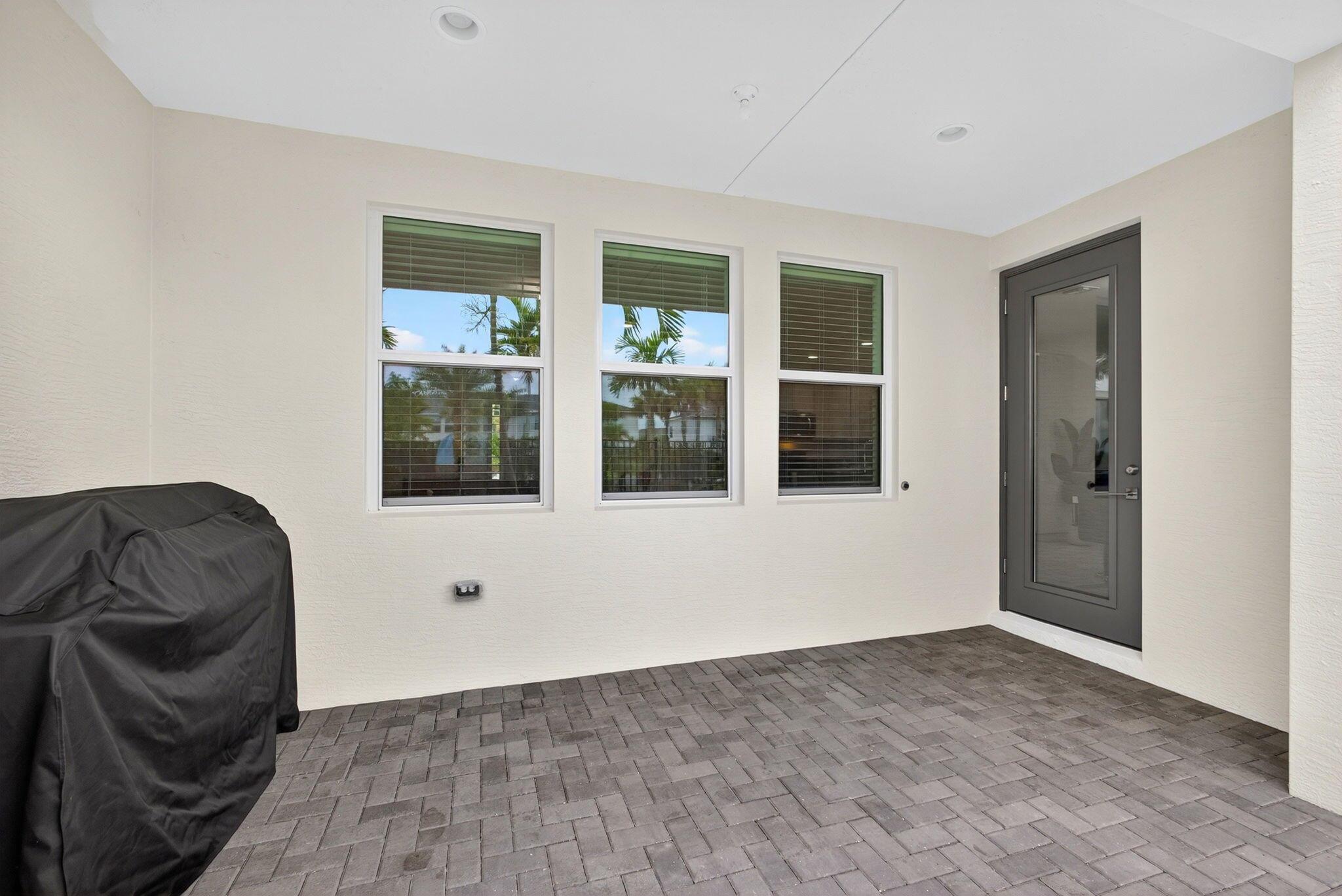 CROSSINGS OF WESTLAKE - Residential