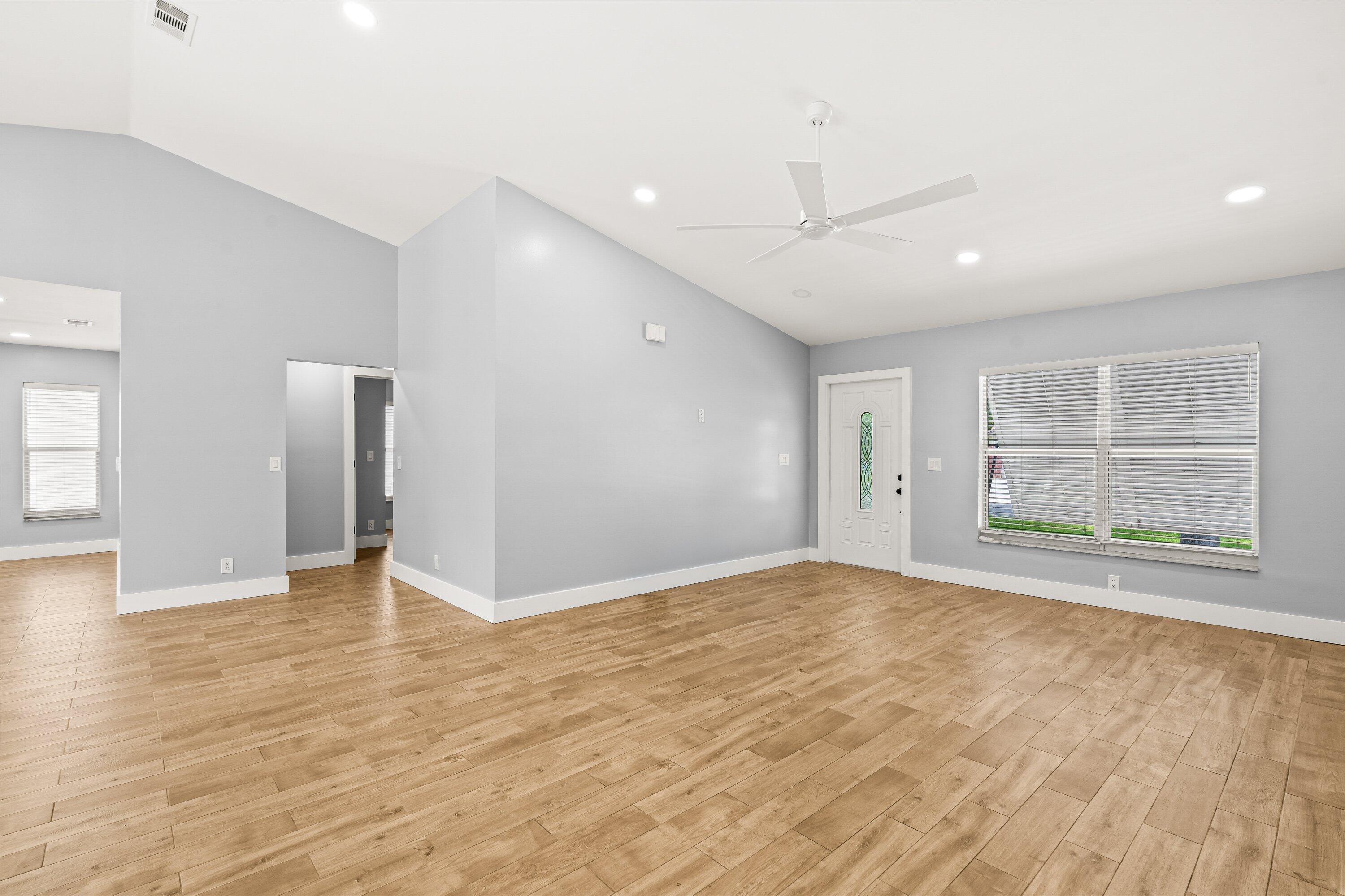 SKY LAKE - Residential