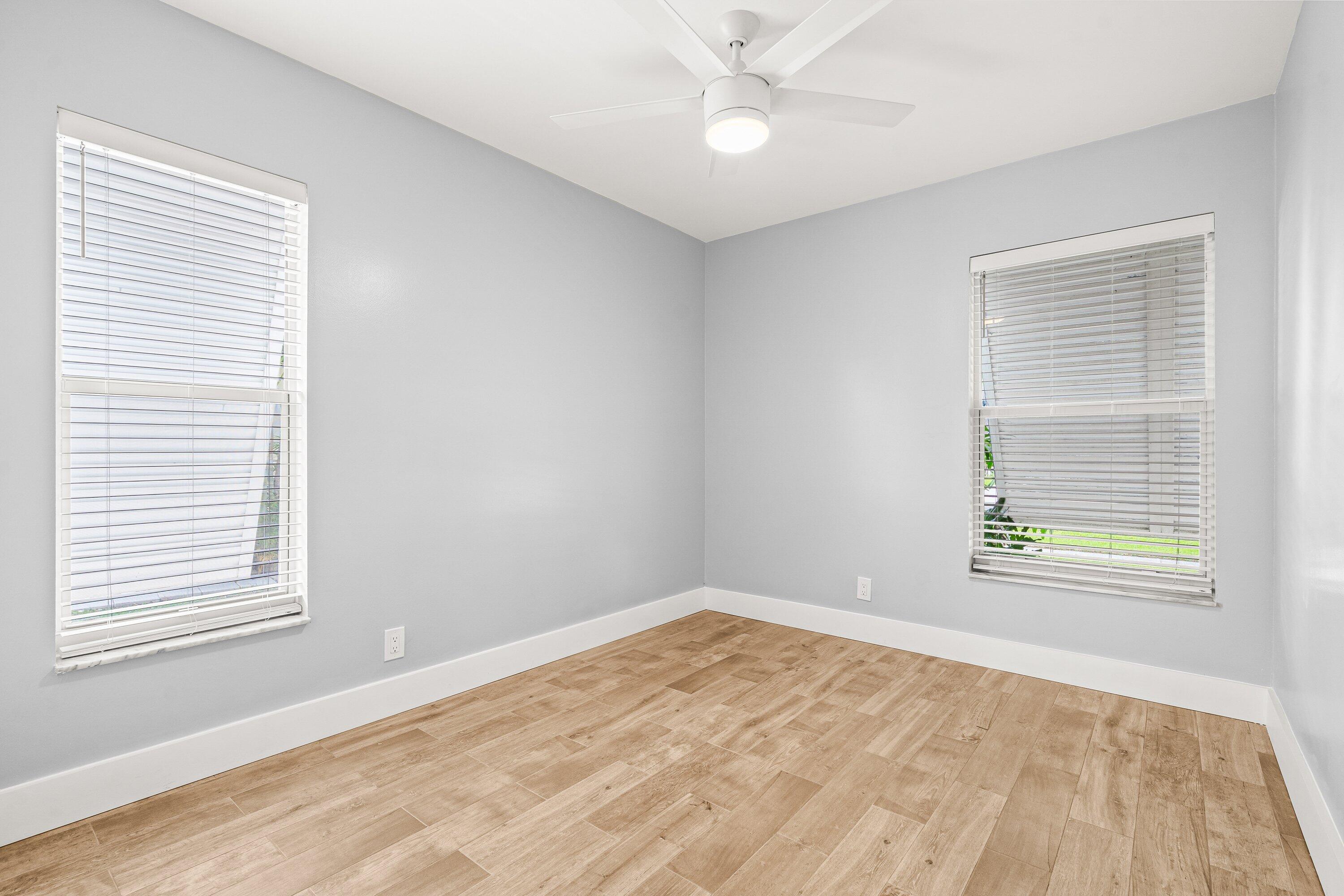 SKY LAKE - Residential