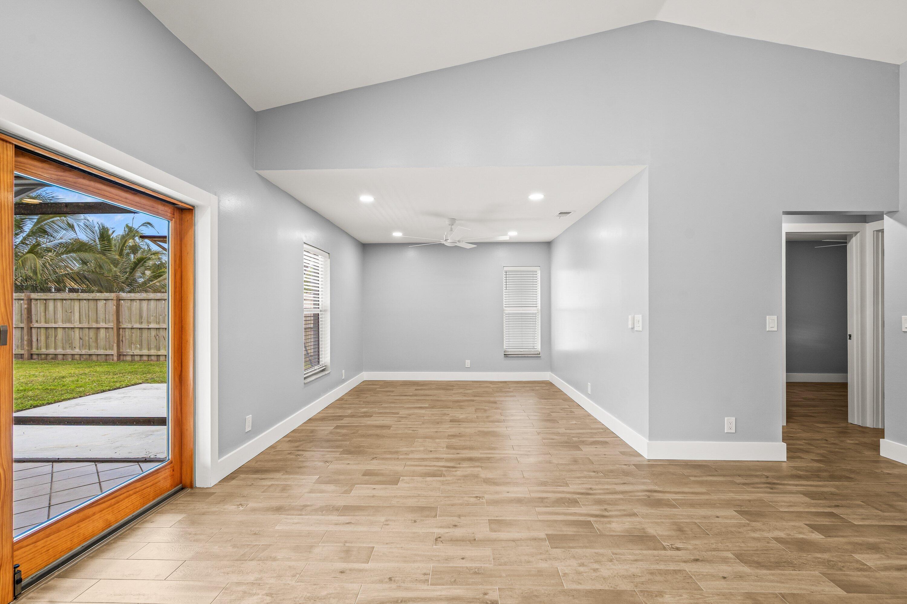 SKY LAKE - Residential