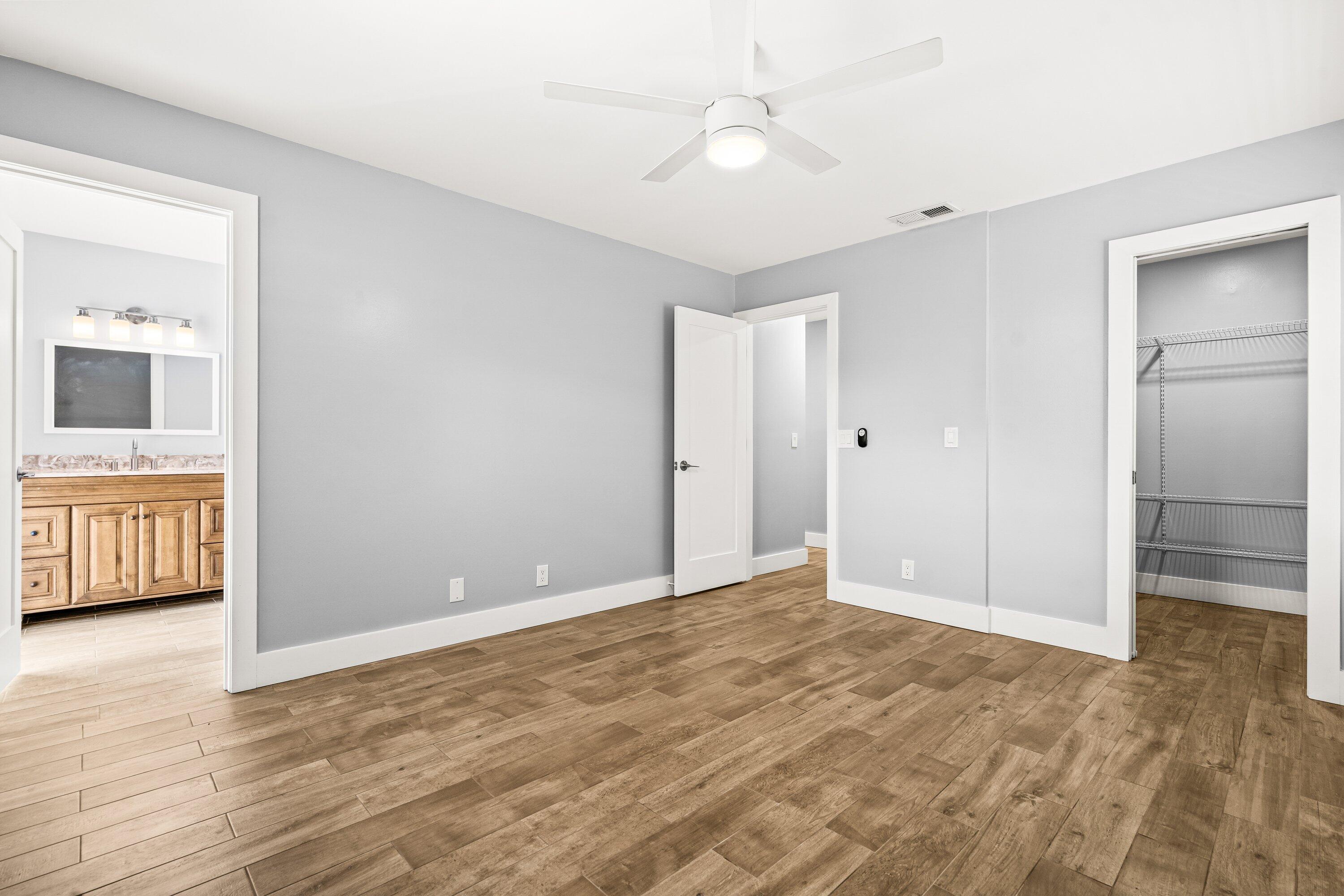 SKY LAKE - Residential