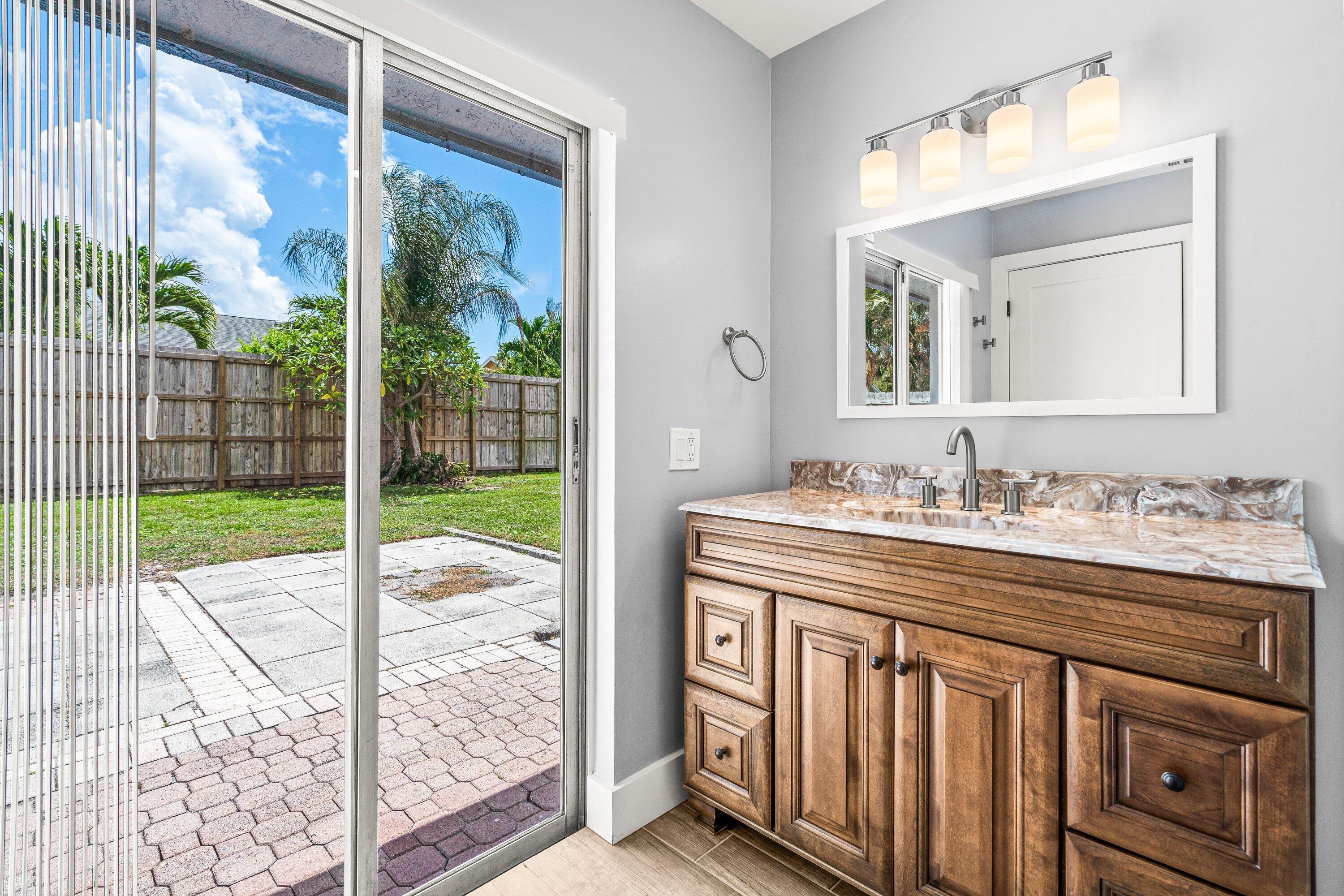 SKY LAKE - Residential