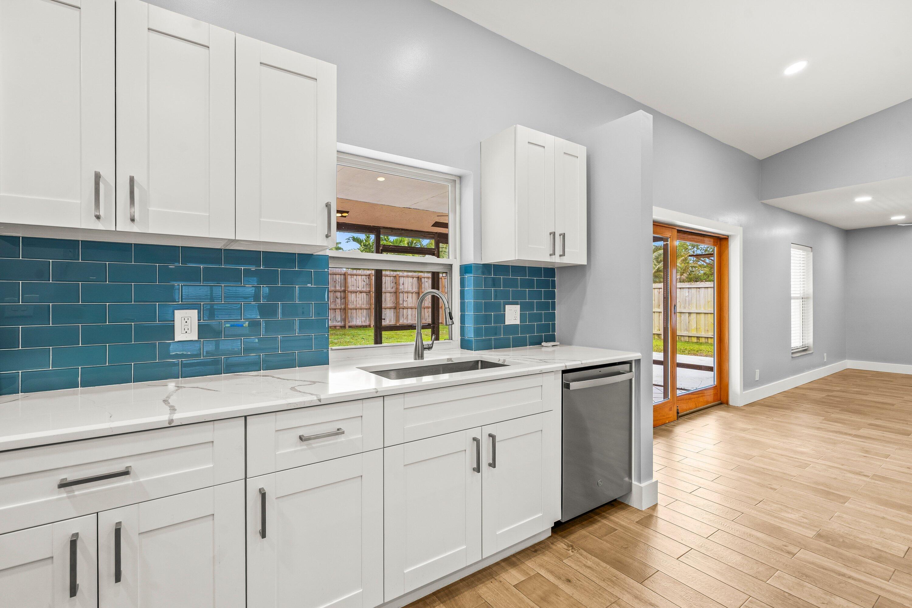 SKY LAKE - Residential