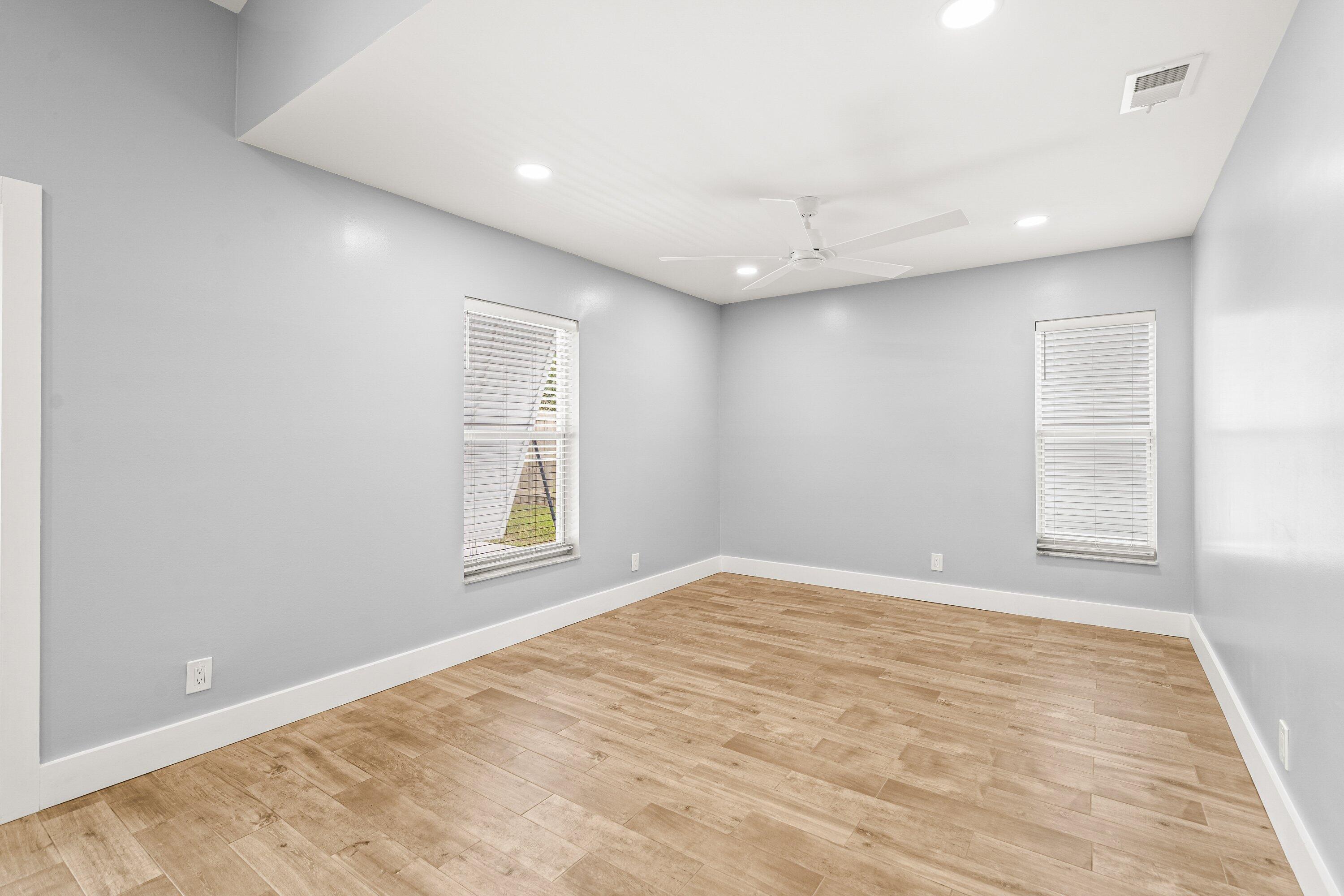 SKY LAKE - Residential