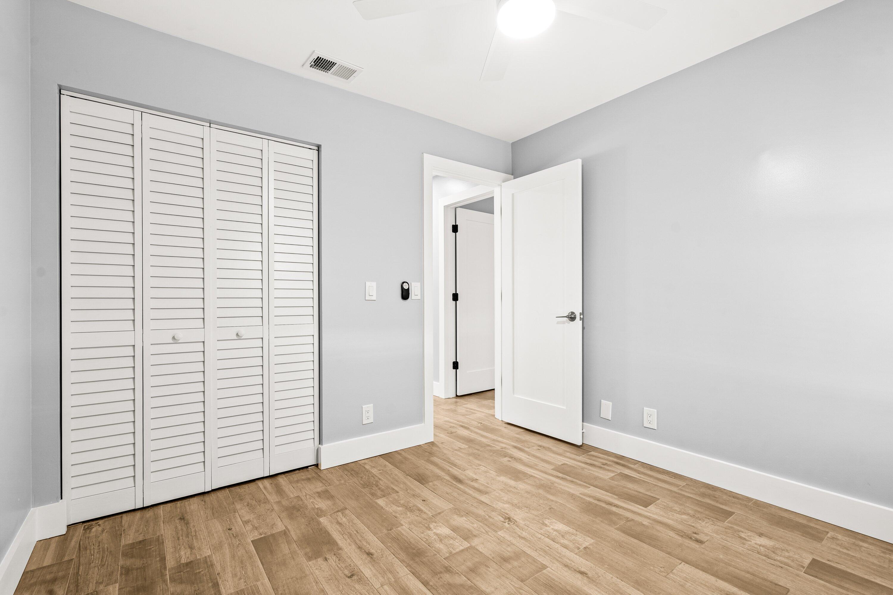 SKY LAKE - Residential