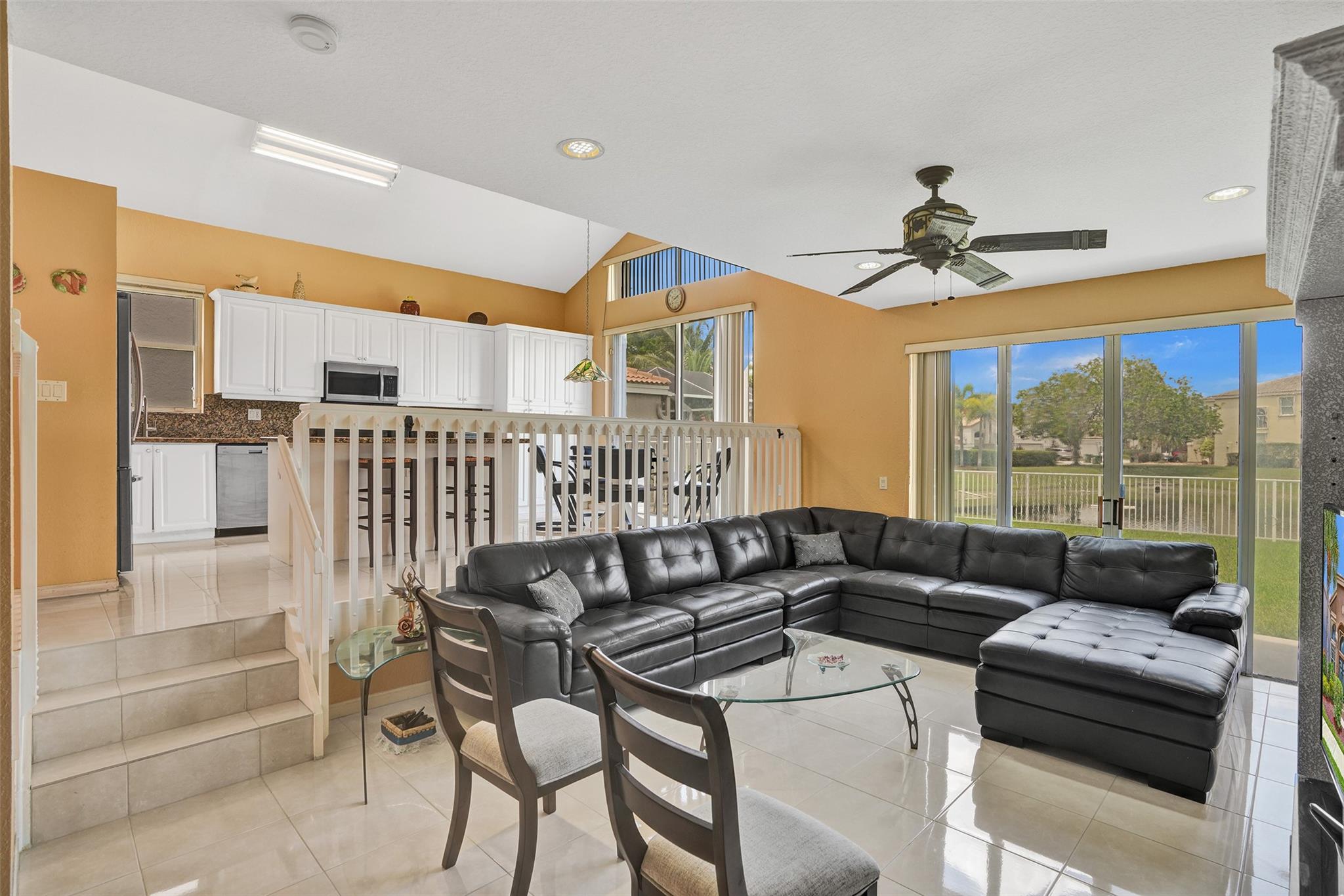 TOWNGATE - Residential Lease