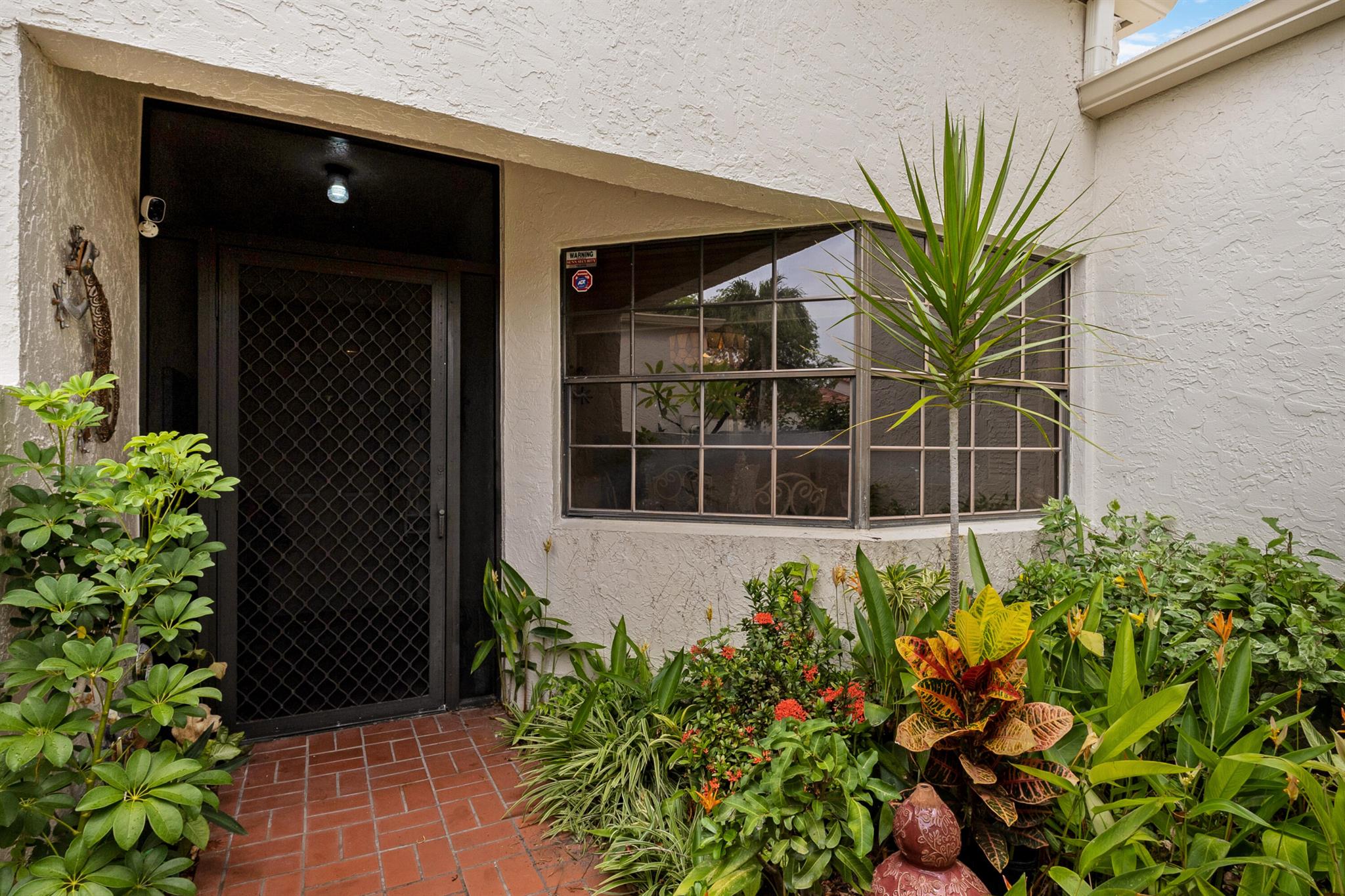 5914 Parkwalk Circle W